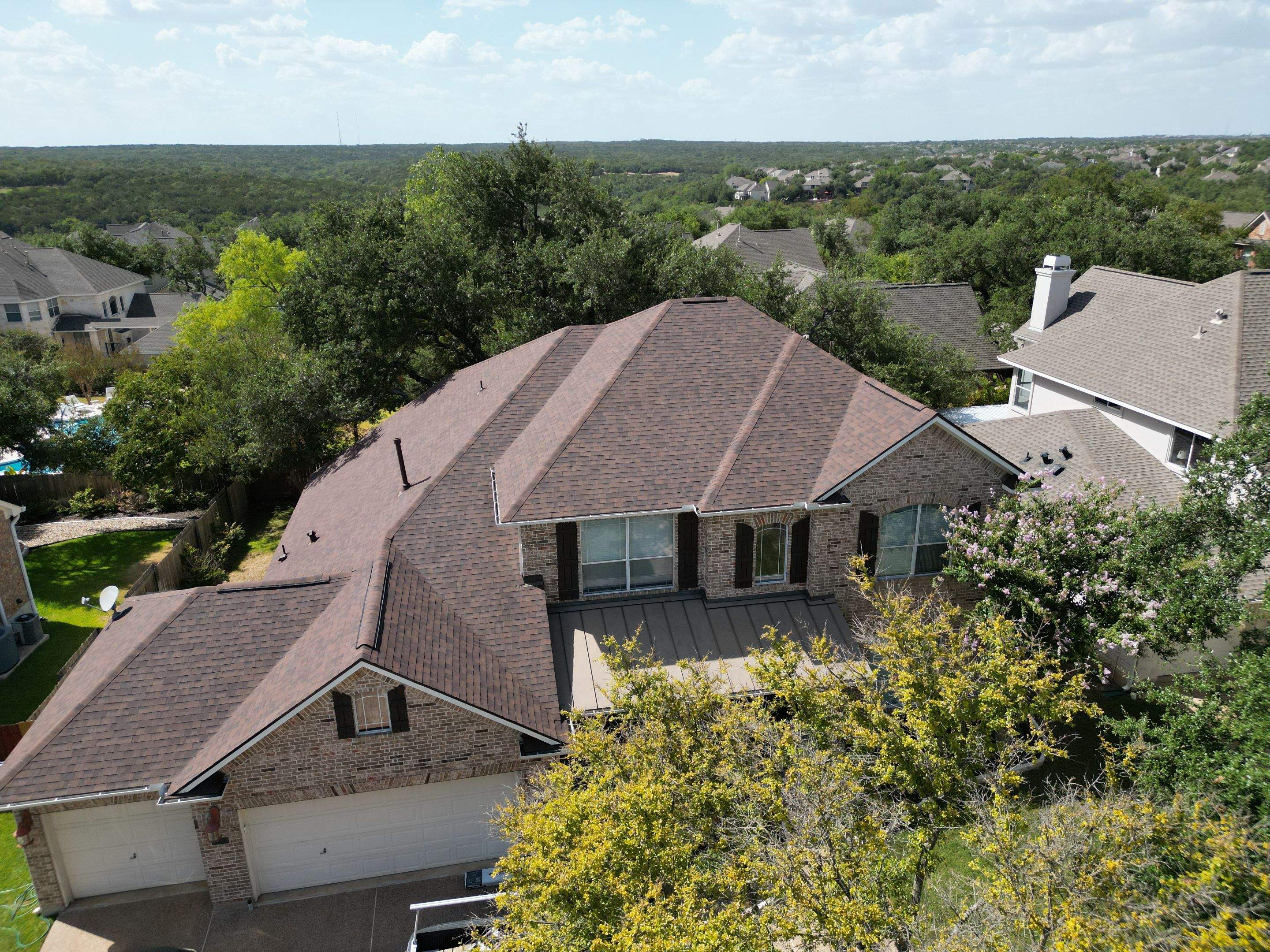 Antique Brown - Malarkey Highlander by RoofsOnly.com