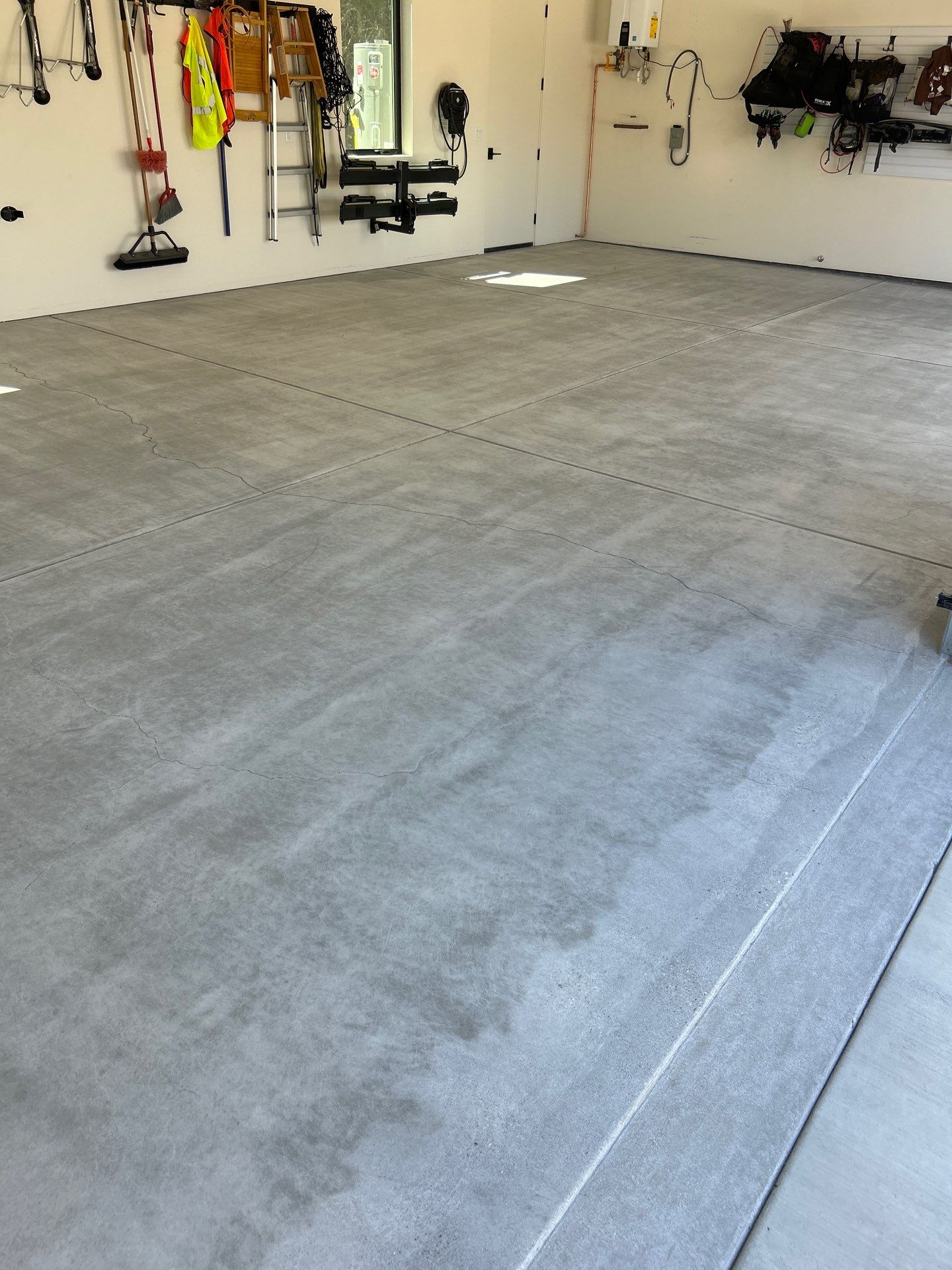 3 car garage, yes please by MGP Coatings