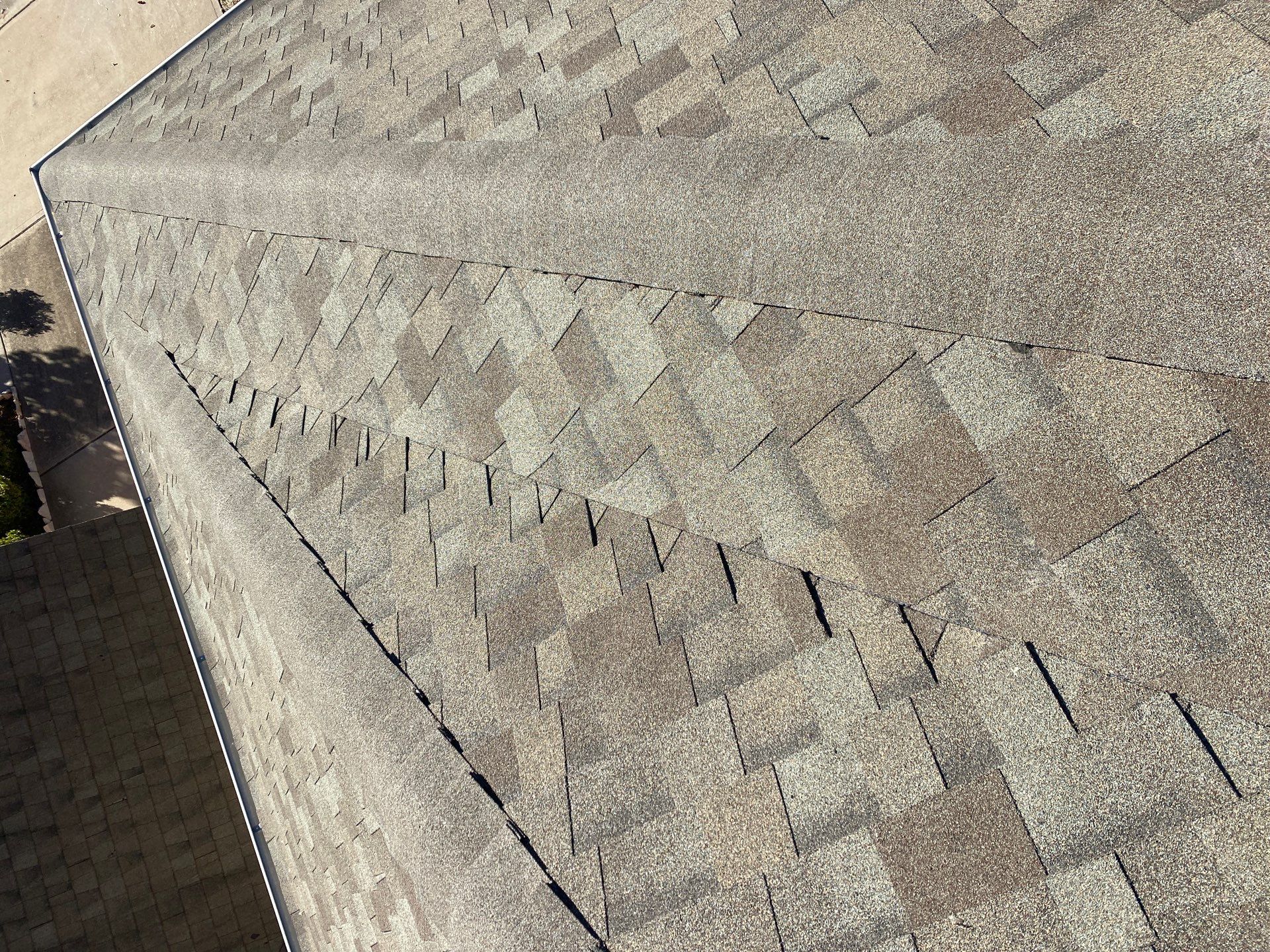 Residential Roofing Installation using Owen's Corning Duration (Lifetime) Shingles by Roof Repair Company