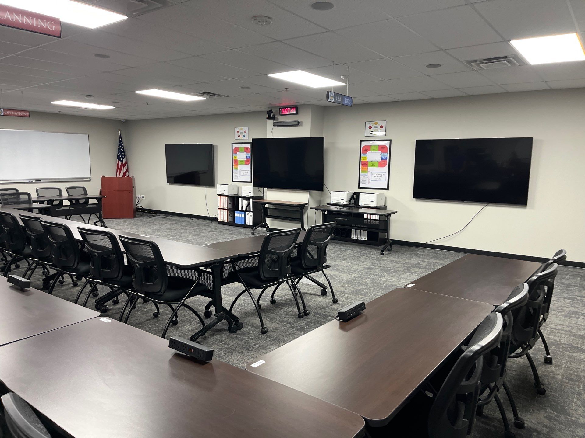 Advanced Commercial AV System Integration for Warren County EOC by Techkinect