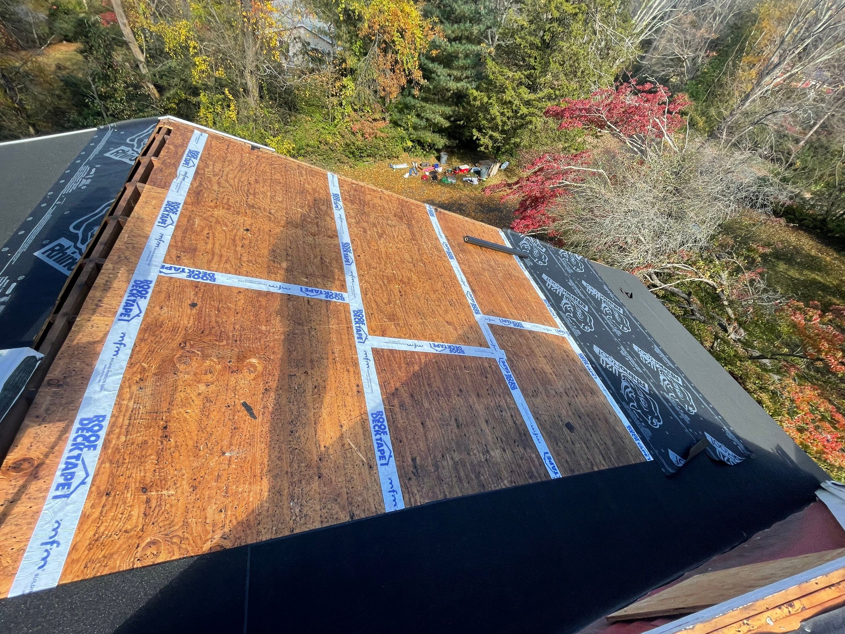 Residential Roofing Installation using Owens Corning TruDefinition Duration AR - Estate Gray & White Double 4 Siding by A Plus Exterior