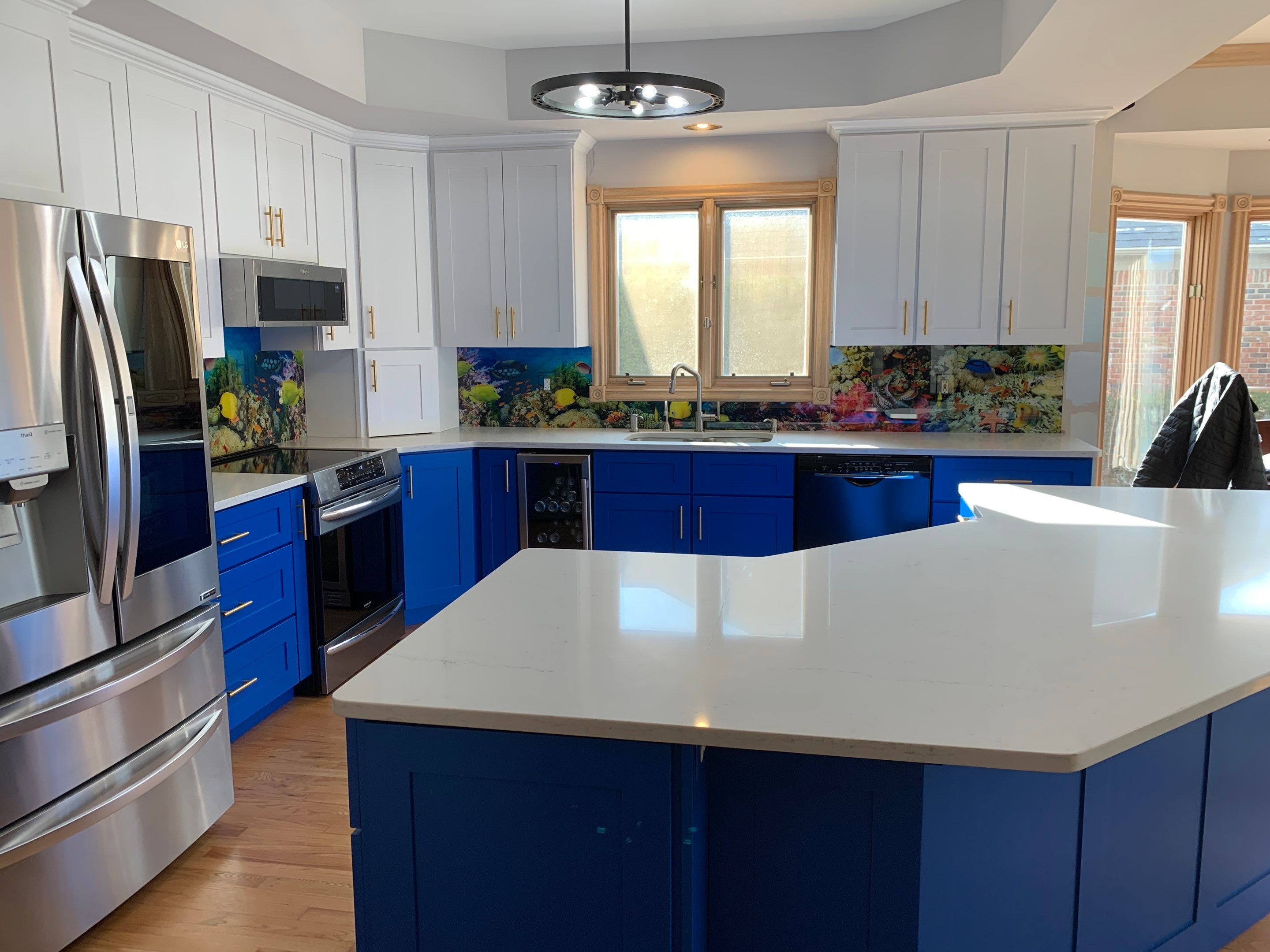 IMAGIO under the sea solid glass kitchen backsplash by IMAGIO