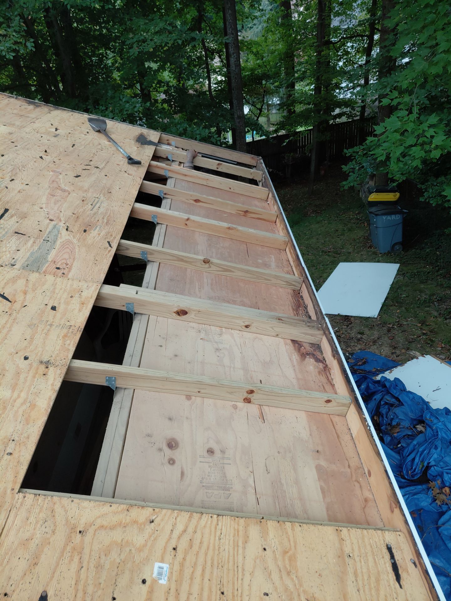 Springfield : with CertainTeed Landmark Pro in Max Def Cobblestone Gray  by RM Banning, Inc.