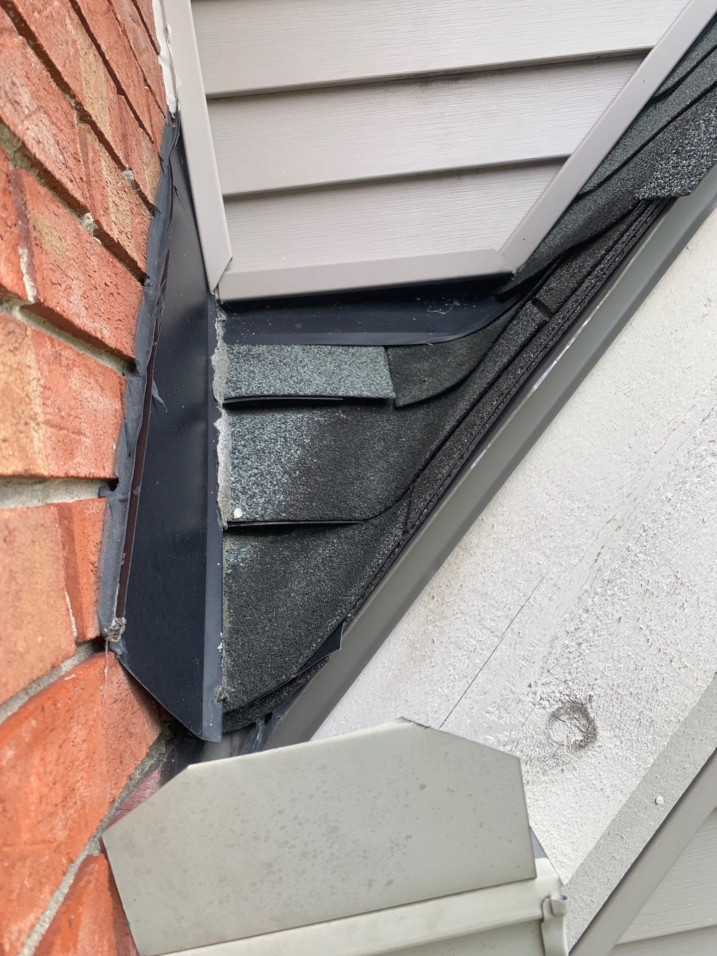 Roof Replacement using Owens Corning Duration by 180 Contractors