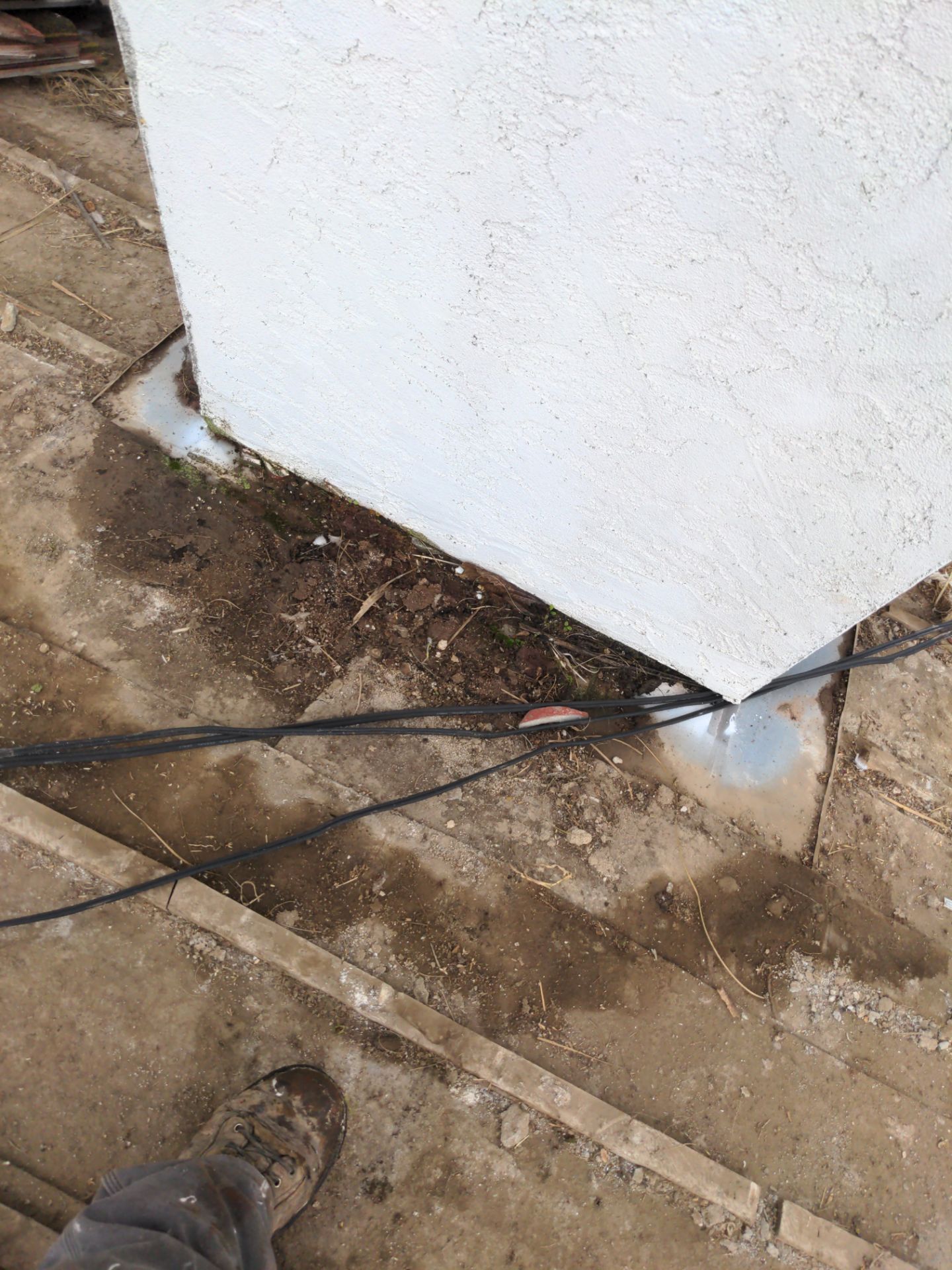 Tile refurbish project using existing tiles and replaced underlayment and battens by Straight Edge Roofing Inc