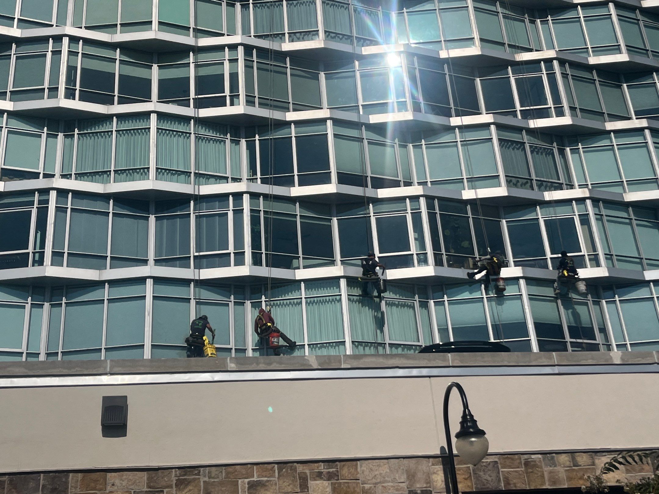 Commercial Window Cleaning in Edgewater, NJ by Clearview Washing