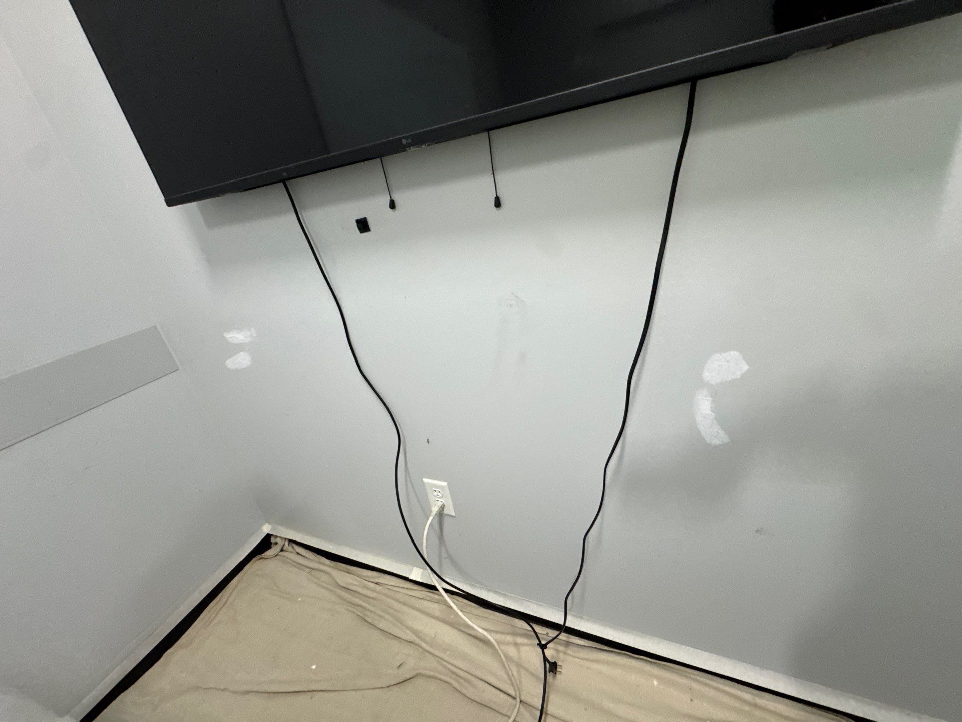Commercial Interior Repaint Office & Warehouse by Midwest Paint LLC