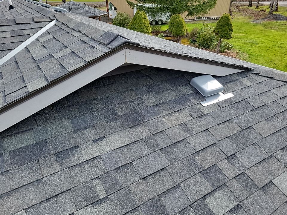 Residential Re-Roof in Lebanon Oregon by Orezona Building & Roofing Company, Inc.