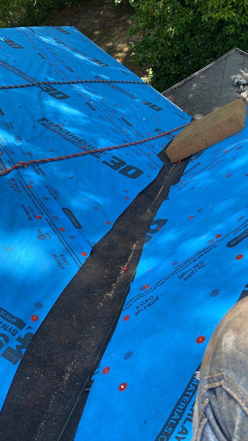 Residential Roofing Installation using CertainTeed Landmark by Deerfield Roofing LLC