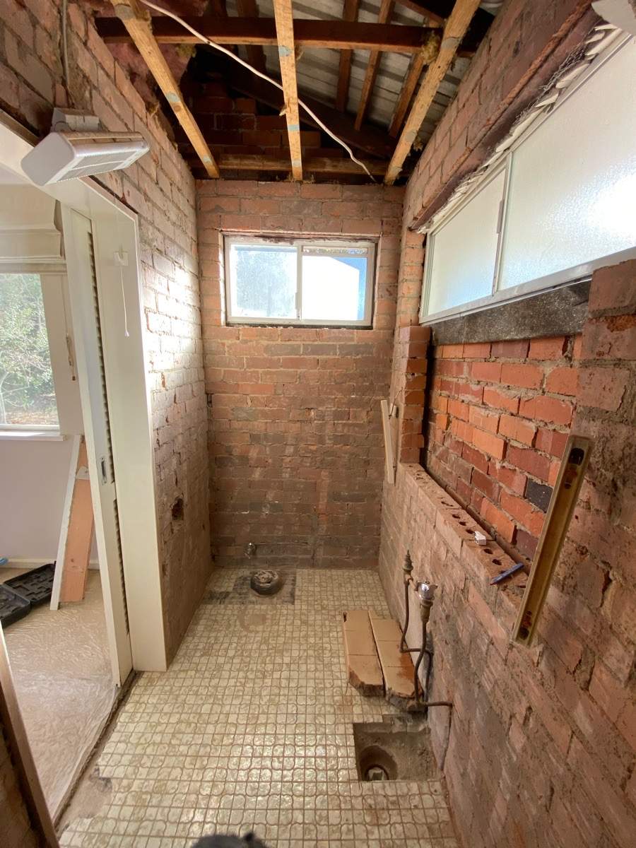 Ensuite Renovation by Re-seal Bathrooms