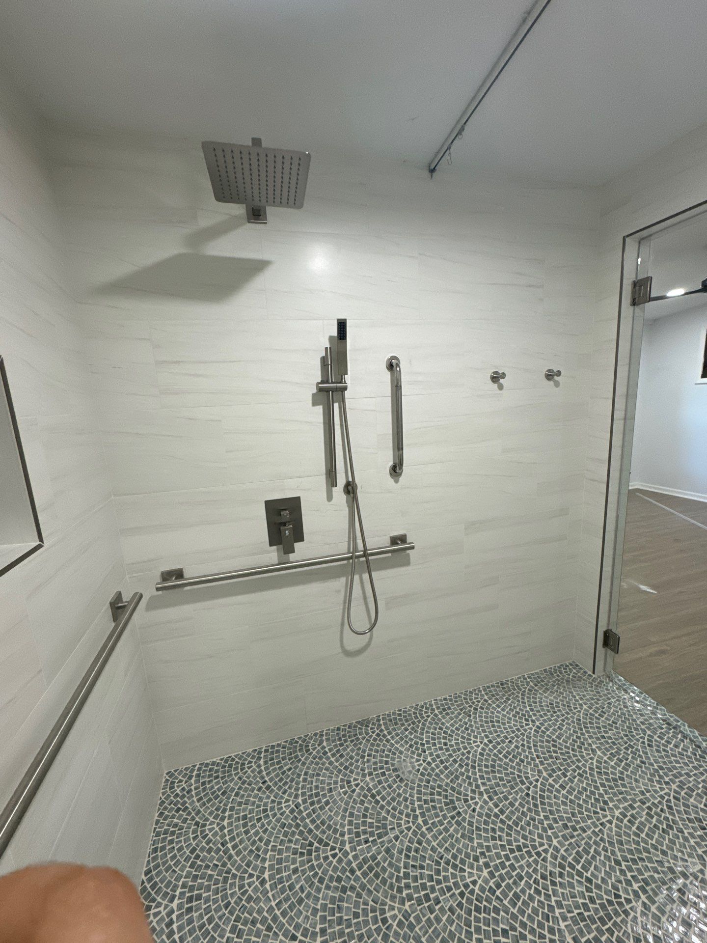 Comprehensive Interior Renovation and Accessible Bathroom Construction in Doraville by Swift Home Renovations