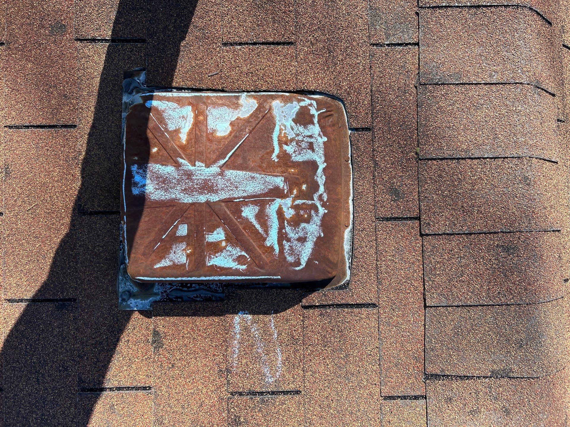 Roof and Siding Replacement using Norandex Cedar Knoll Graphite Siding and Owens Corning Durations in Onyx Black by WIW Enterprises Inc