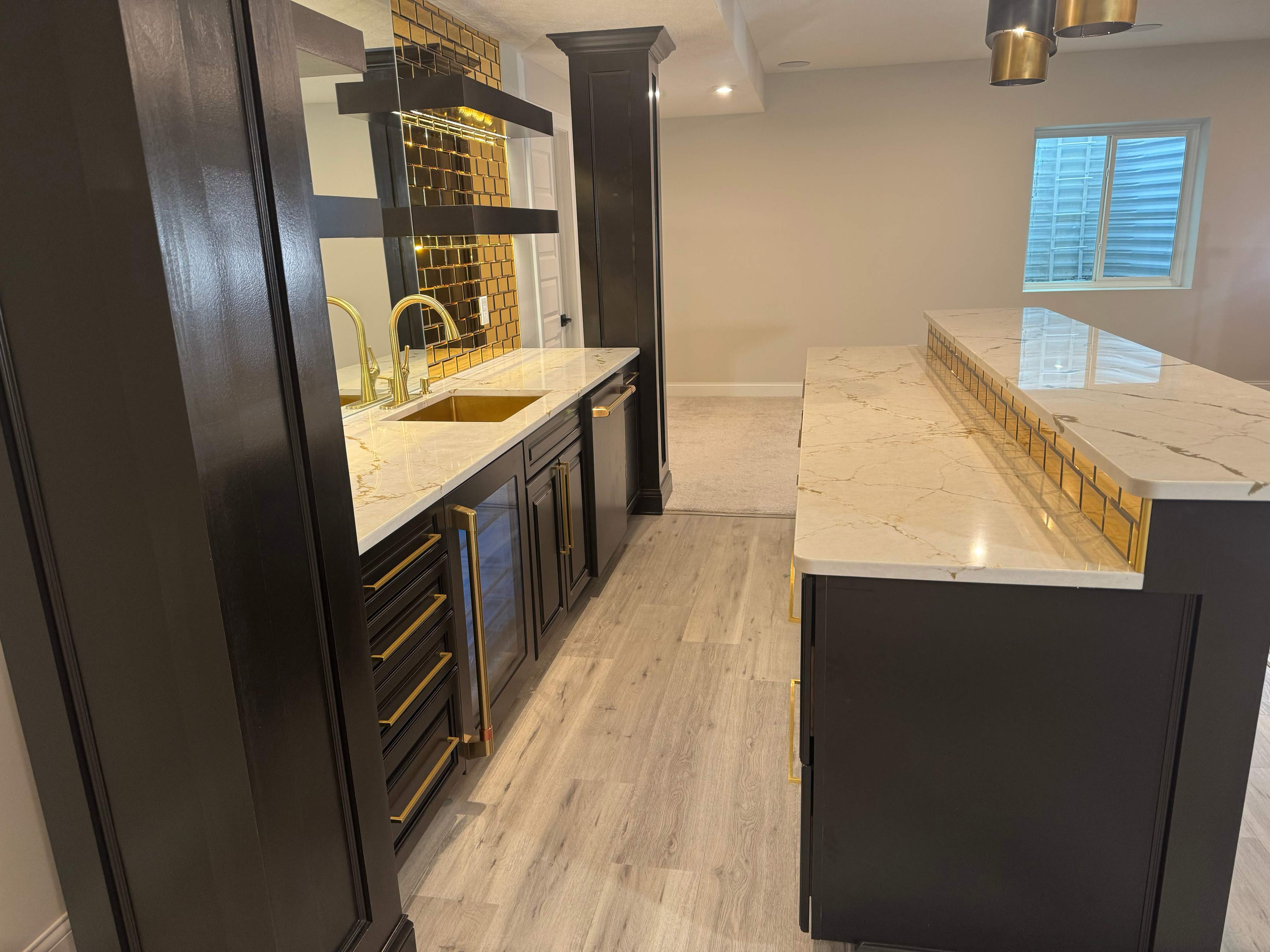Wet Bar / Custom Storage / Laundry Room by Farmer Home Solutions
