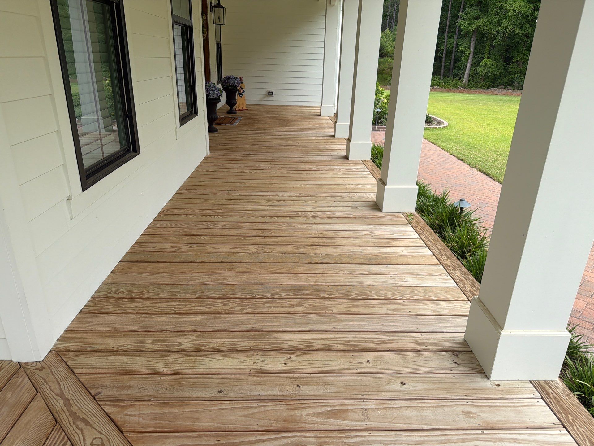 Deck using Wood Sealant by DuraSeal
