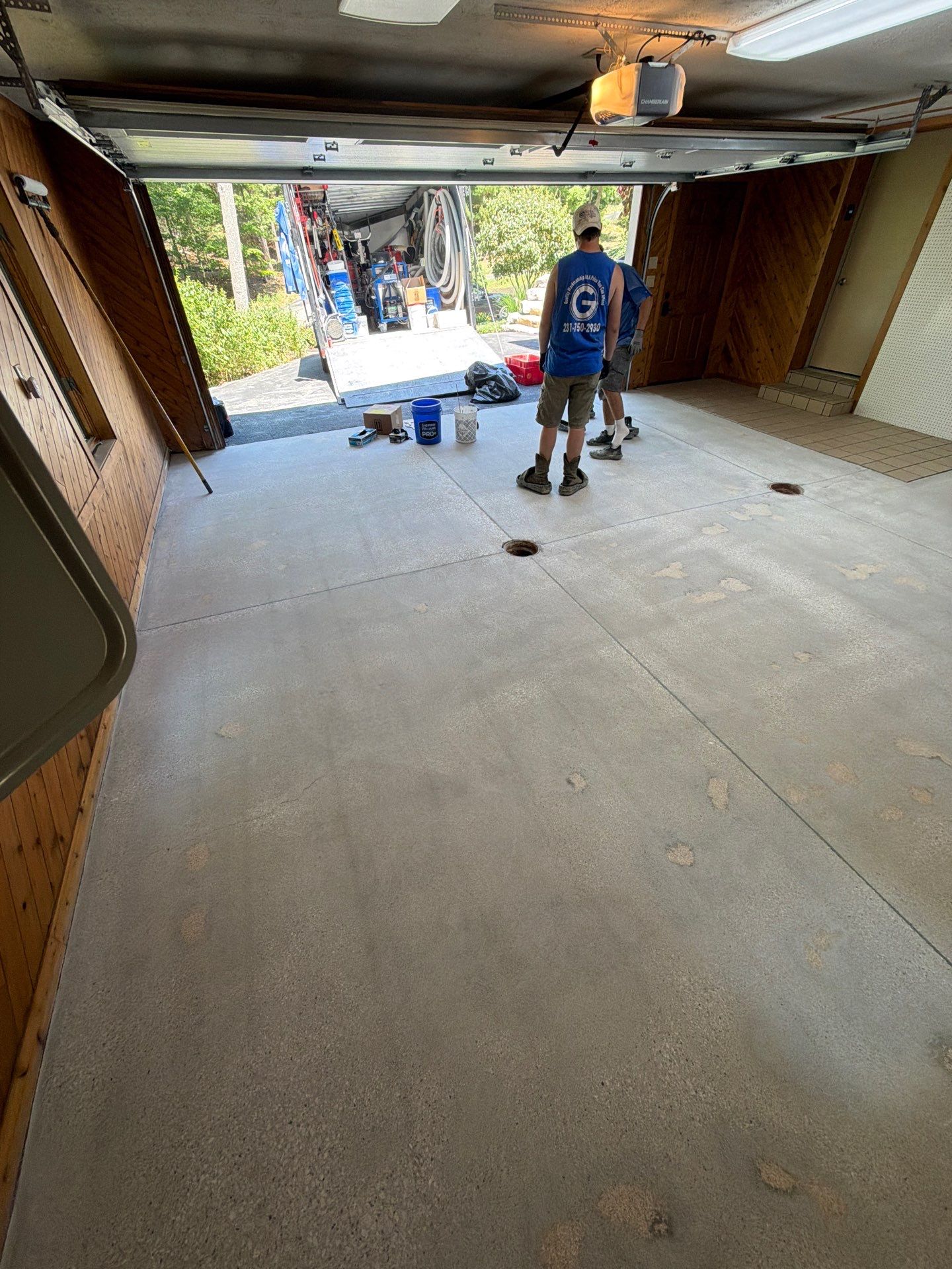 Grand Haven Garage Epoxy Floor Coating with Wax Wing Flake by Gordon Painting