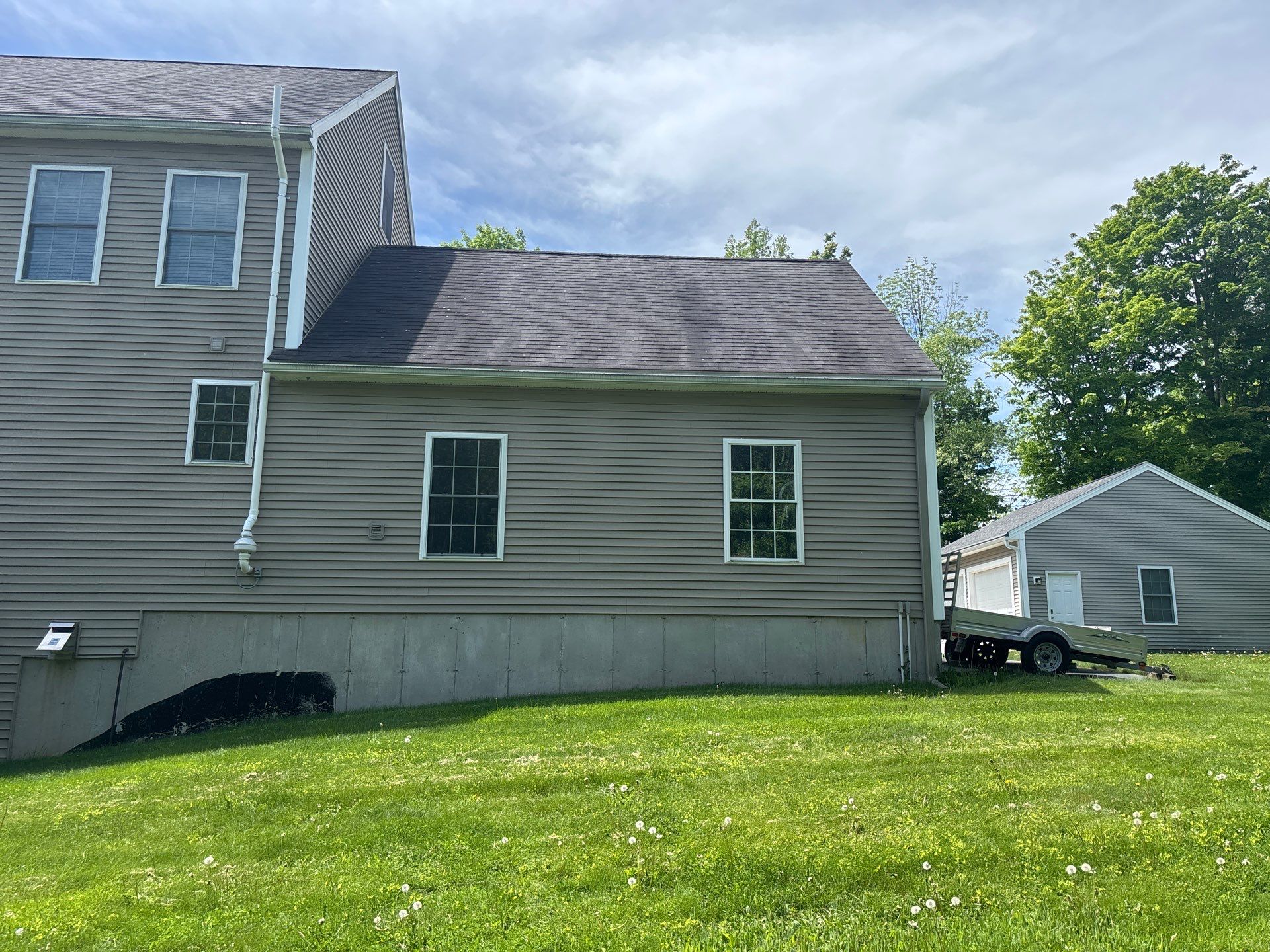 Rochester, NH – One-Day Roof Replacement by Tall pine roofing