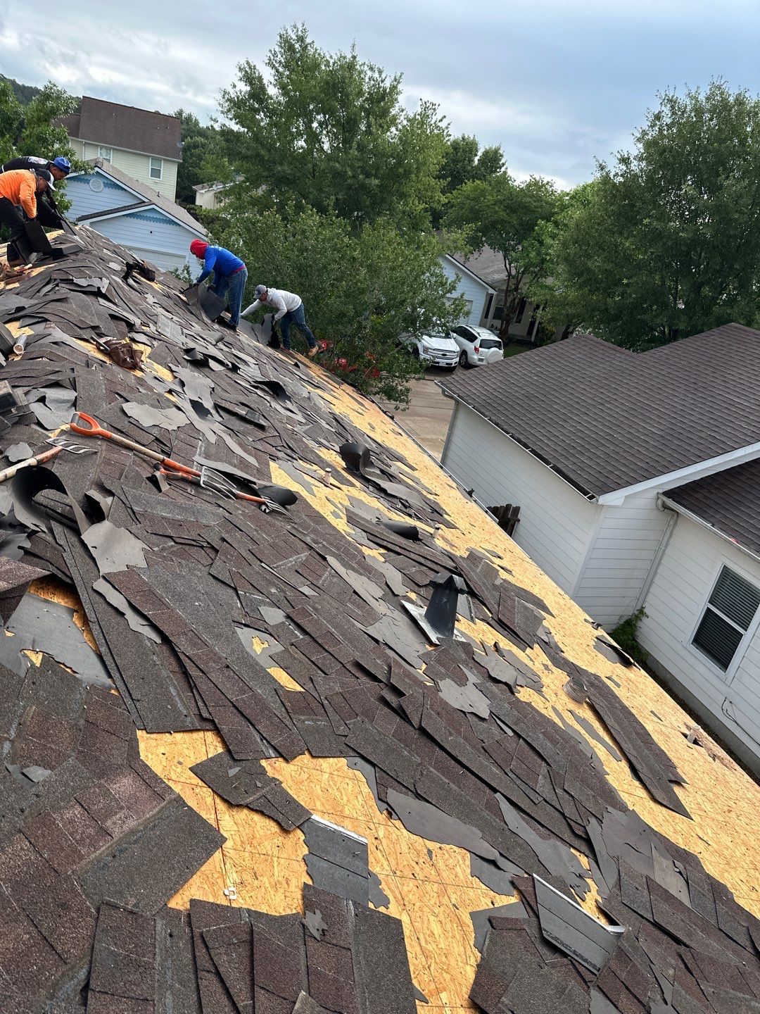 Residential Roofing Installation using Owen's Corning Duration (Lifetime) Shingles by Roof Repair Company