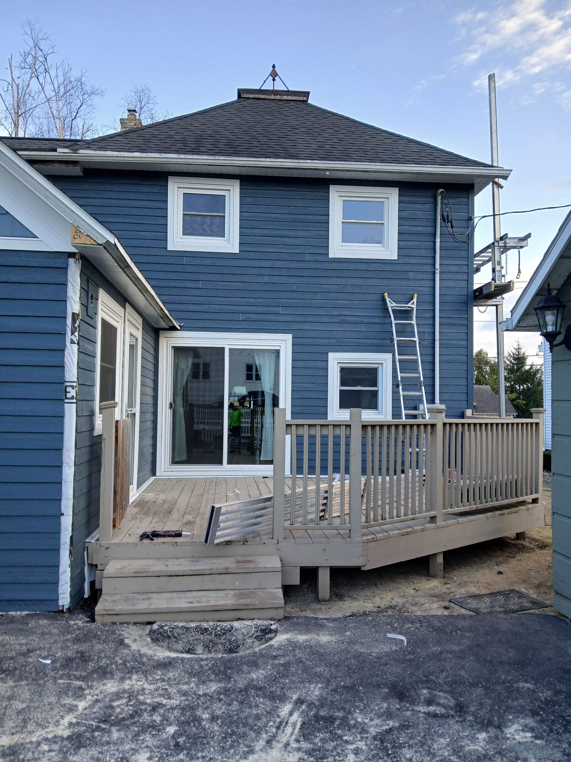 TAMMY'S DREAM HOME FIX UP!  by Gellings Roofing & Siding