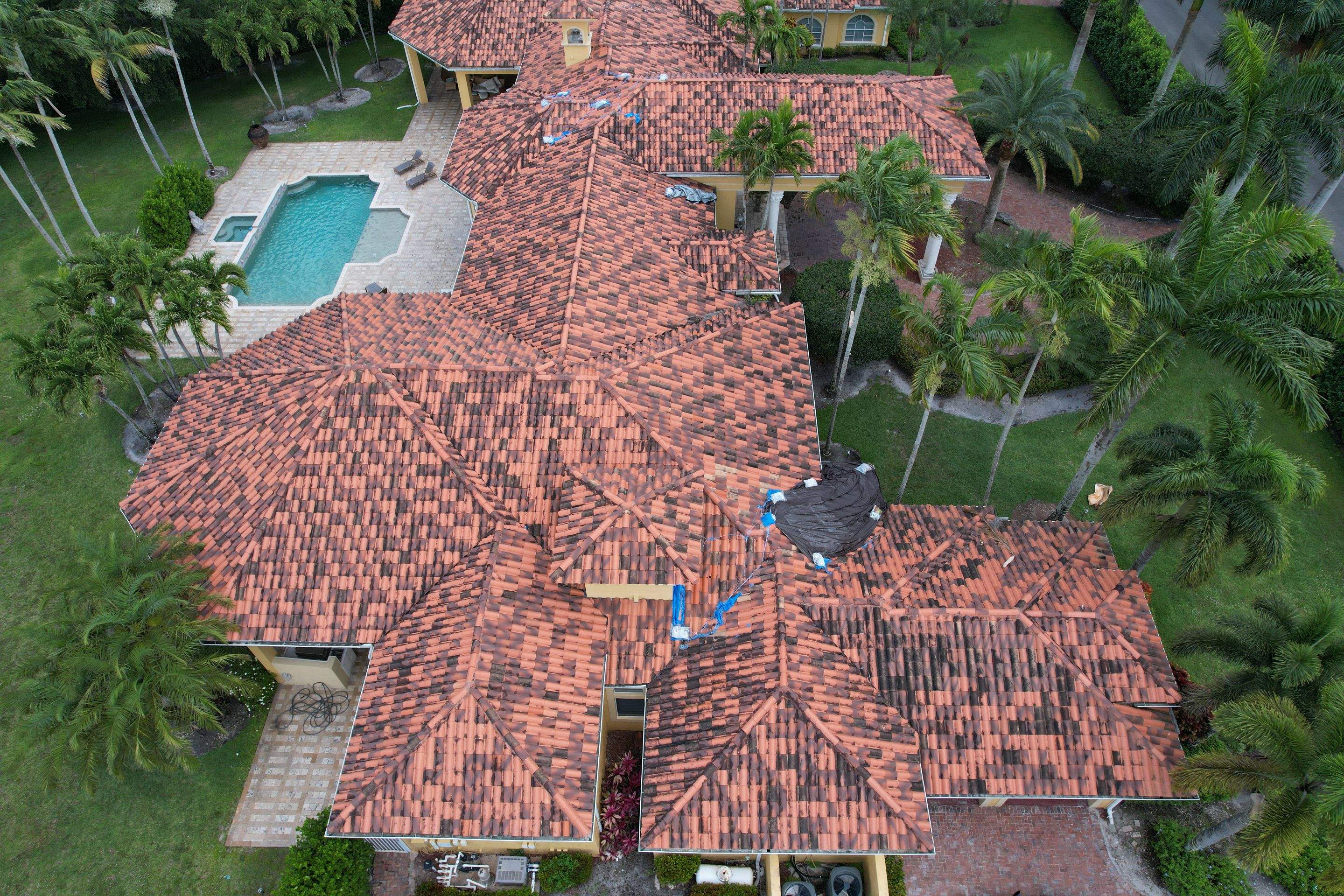 Metal Roof in Davie by Roofing Recovery