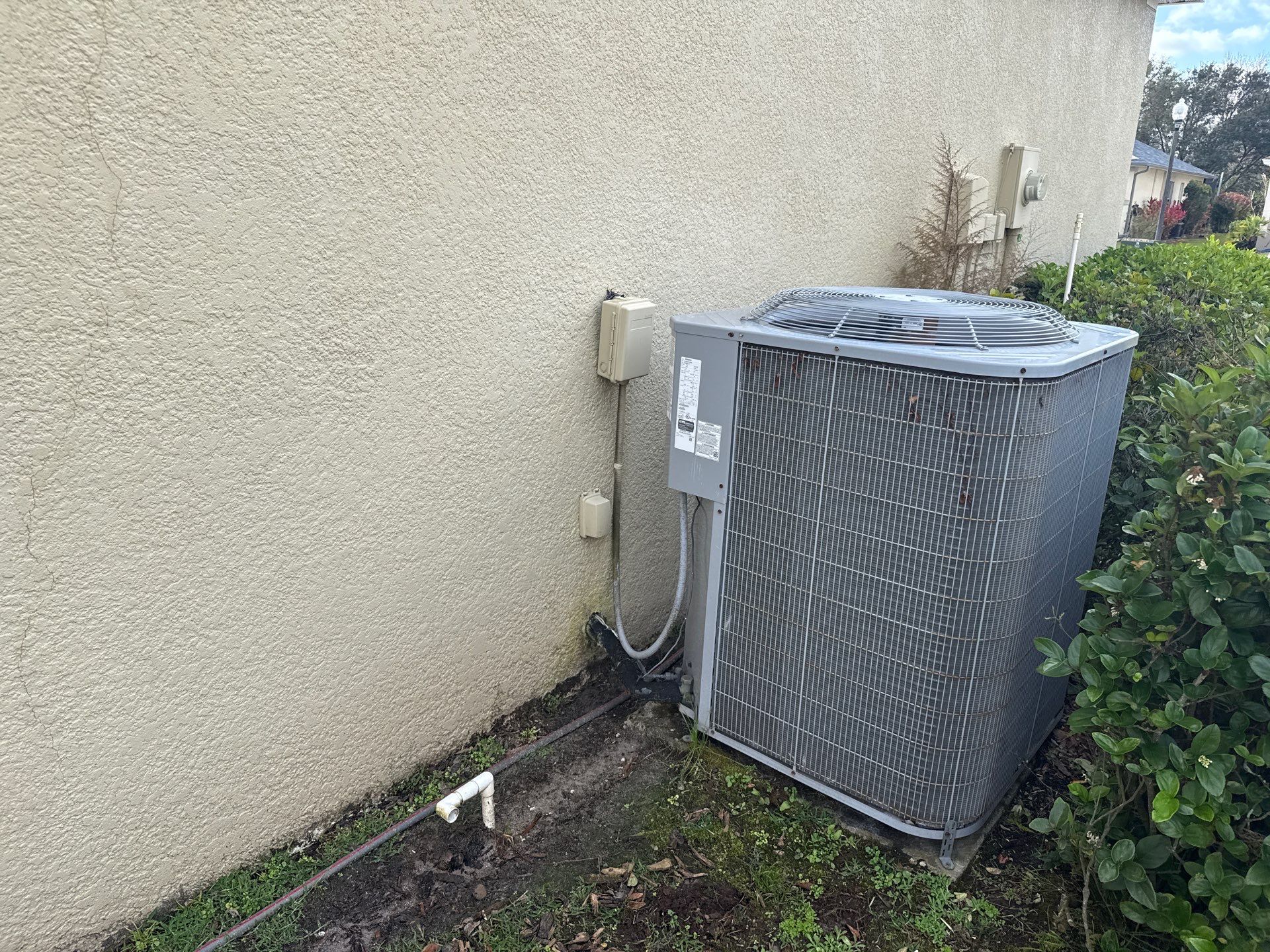 House Wash Removing Heavy Algae Buildup | River Plantation, Parrish FL by Sunshine AquaWash