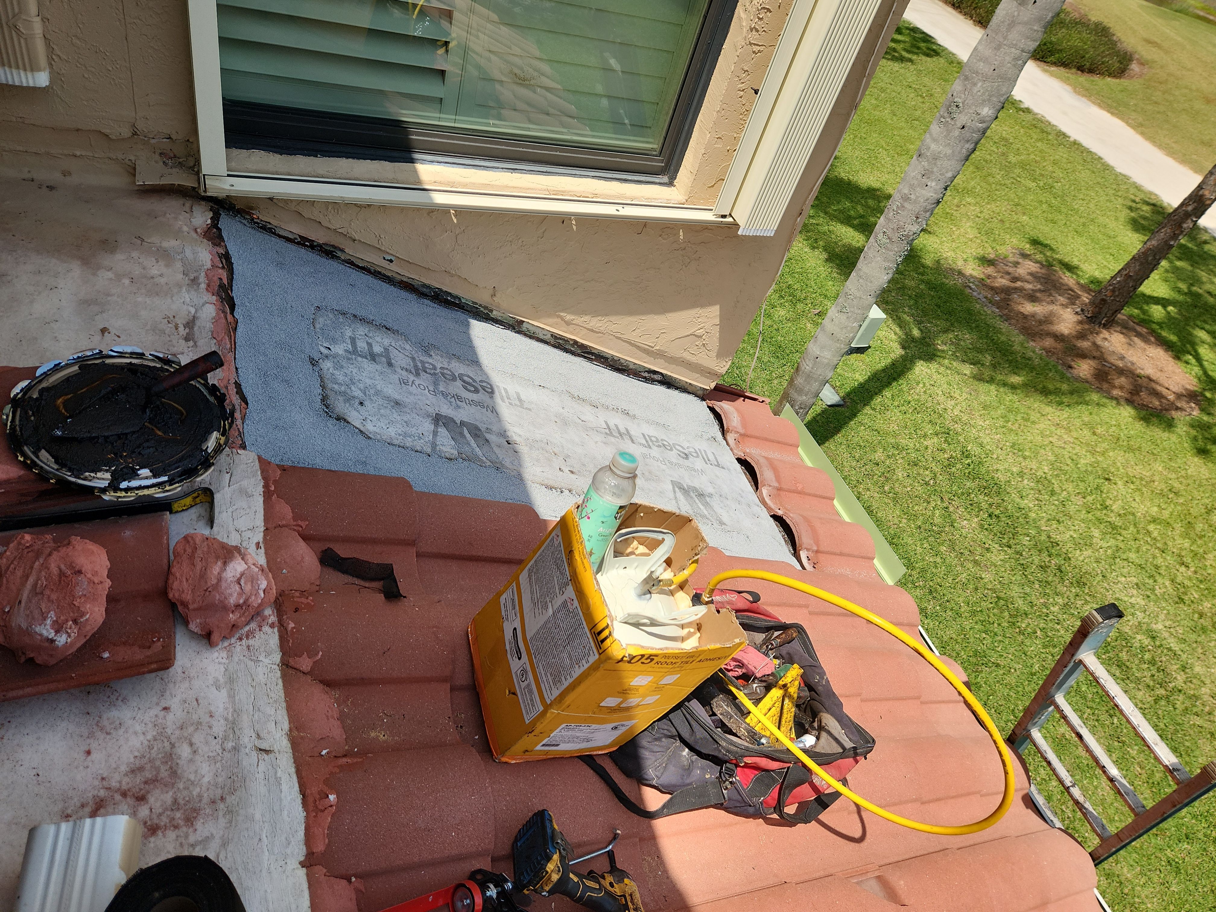 Tile Roof Replacement in Palm Beach Gardens – Thorough, Honest, and Meticulous Service by Aastro Roofing