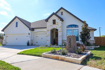 Buffalo Crossing, Cibolo Tx.