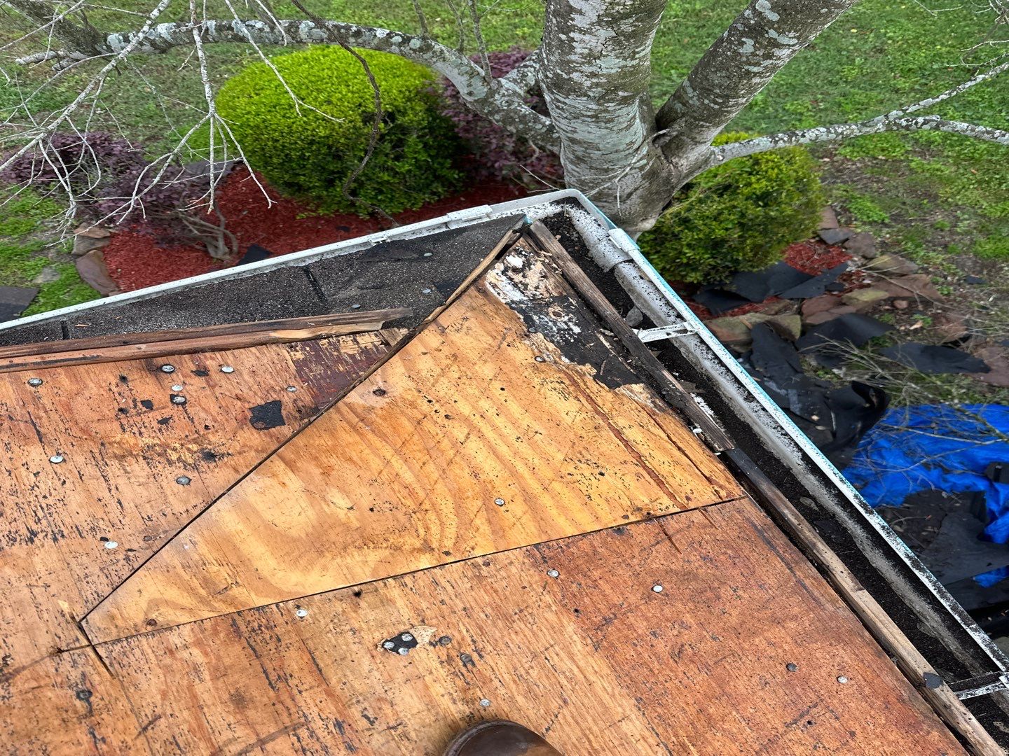 Residential Roofing Installation using Owen's Corning Duration (Lifetime) Shingles by Roof Repair Company