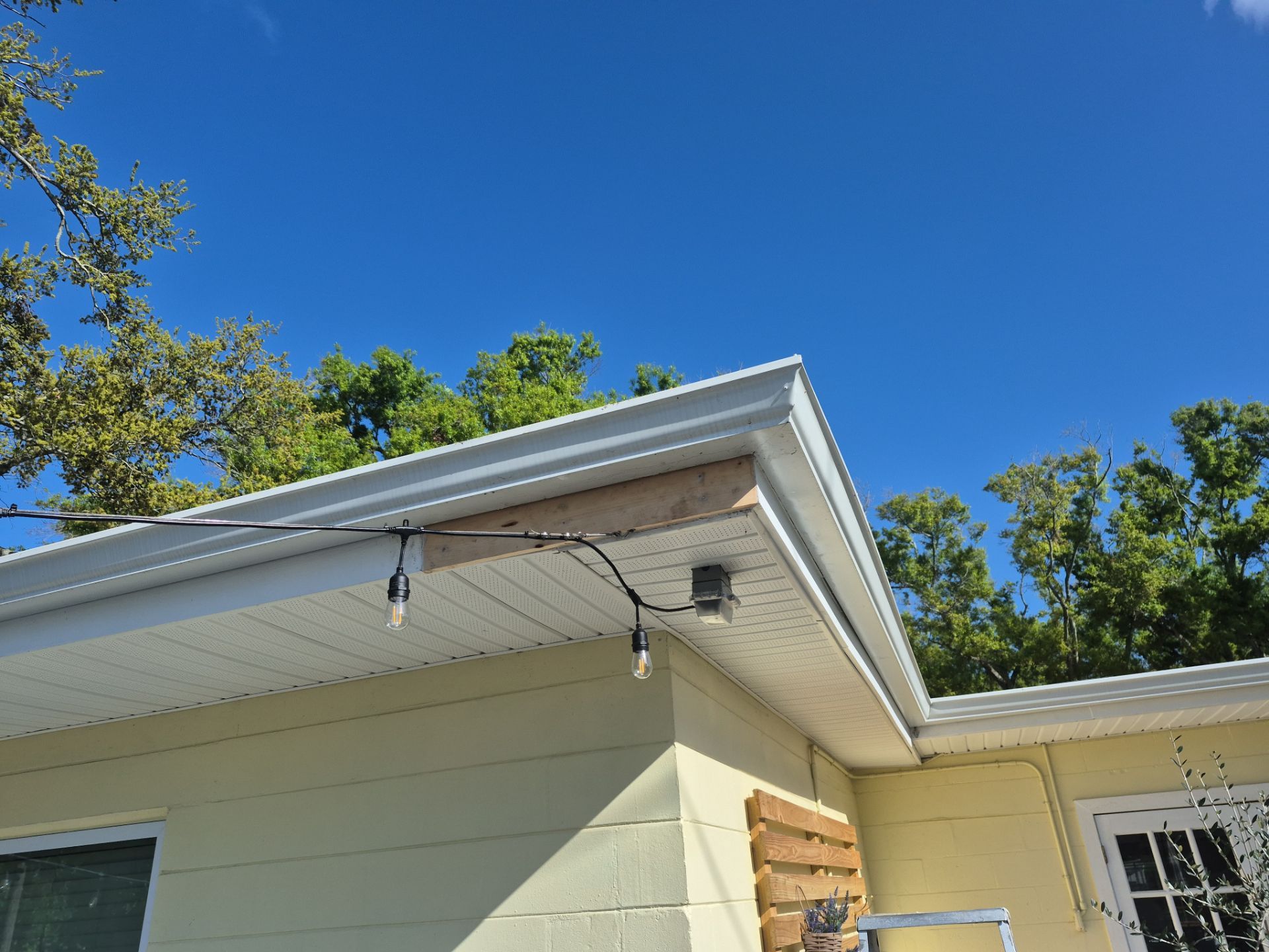 Project in St. Petersburg 33710 by Mitchell Roofing Company LLC 