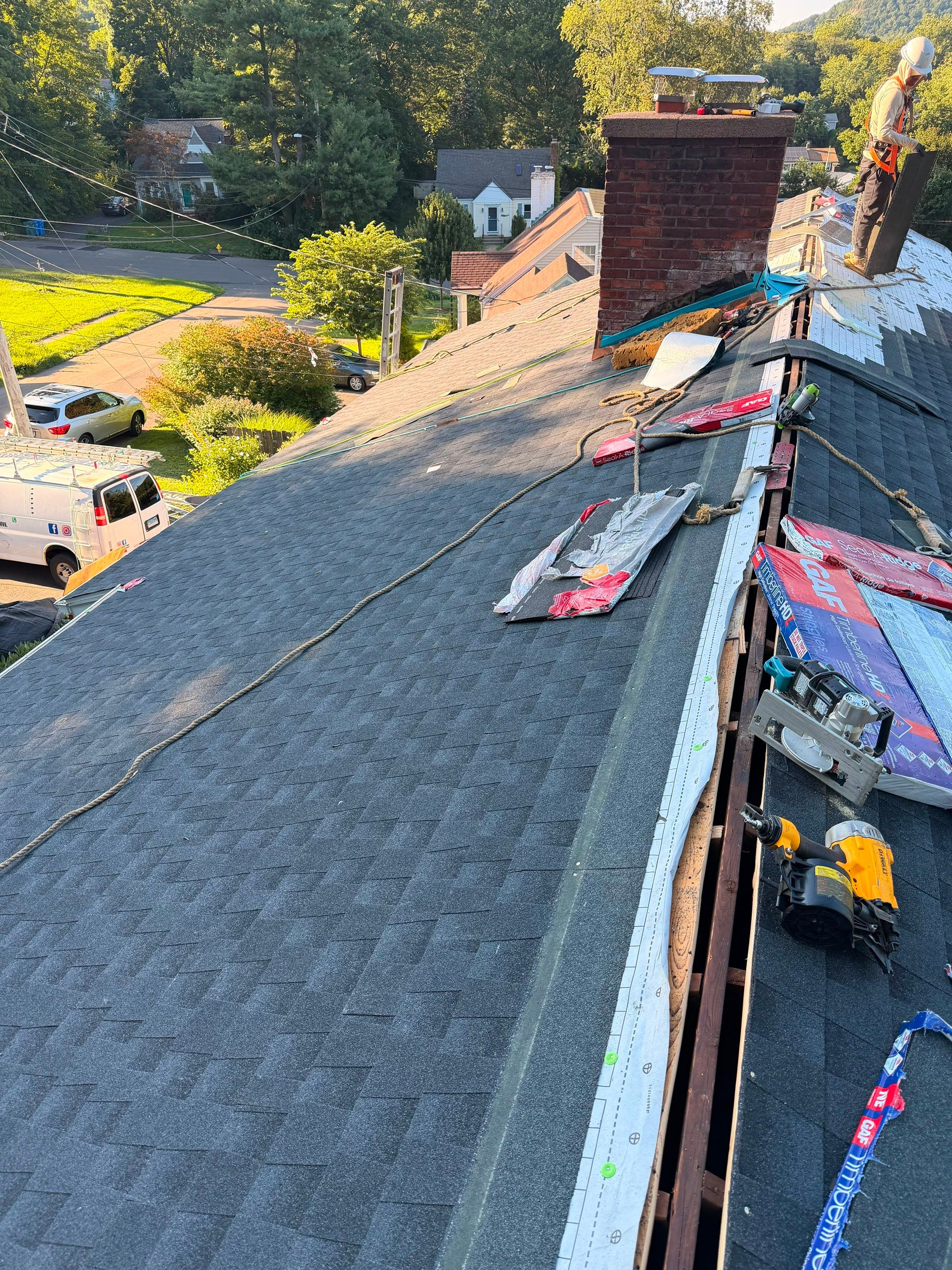 Asphalt shingles in Hamden by DiGiorgi! by DiGiorgi Roofing and Siding Inc