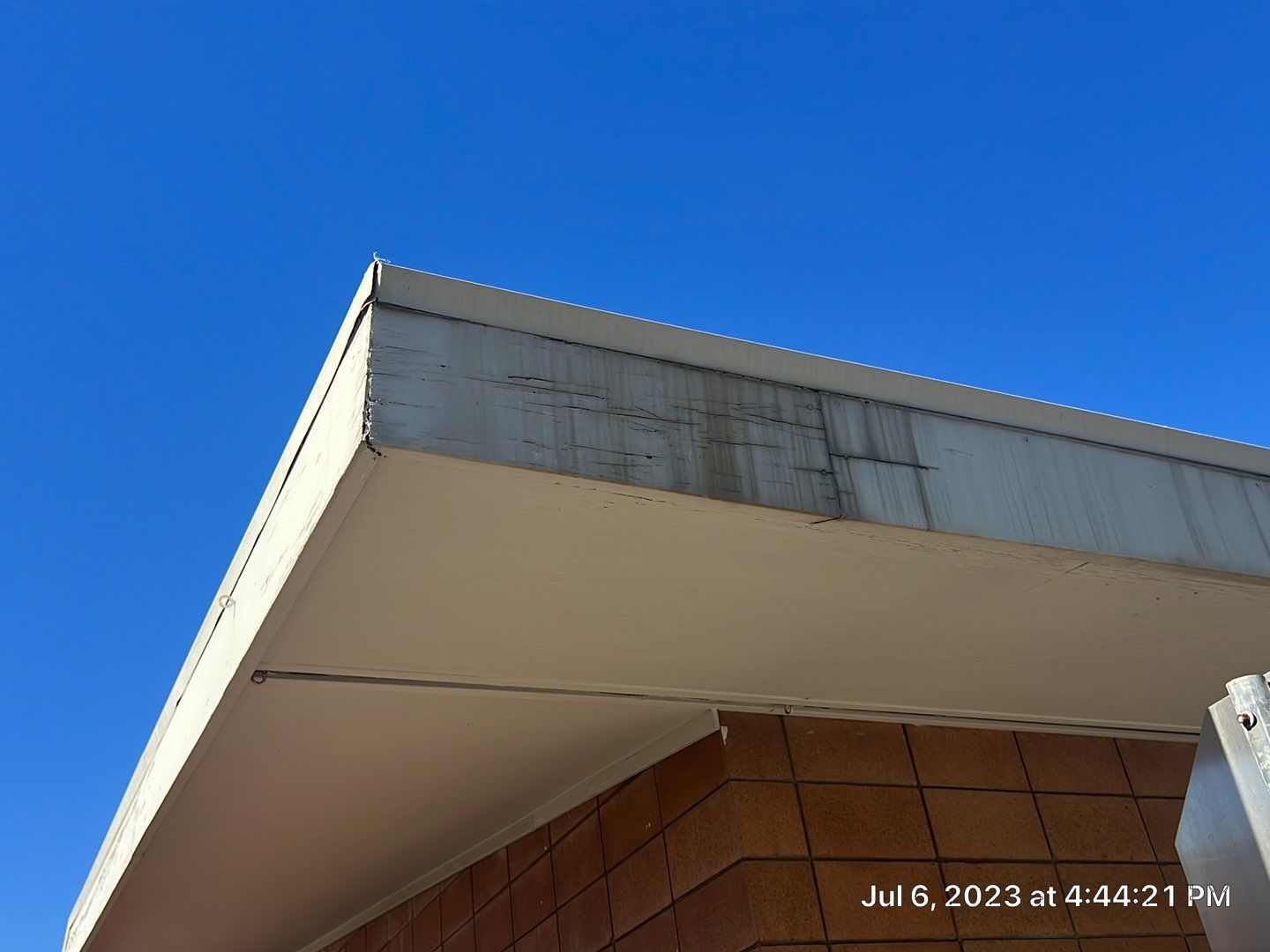 MR Roofing system using Benchmark/PUMA XL coatings over TPO single-ply roofing by Straight Edge Roofing Inc