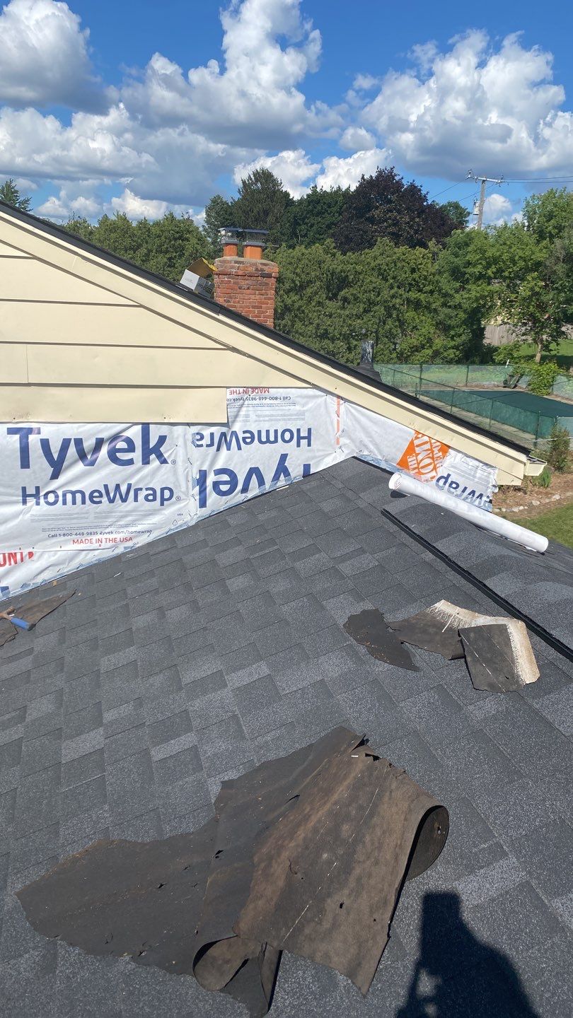 Siding Replacement using CertainTeed Landmark by 180 Contractors