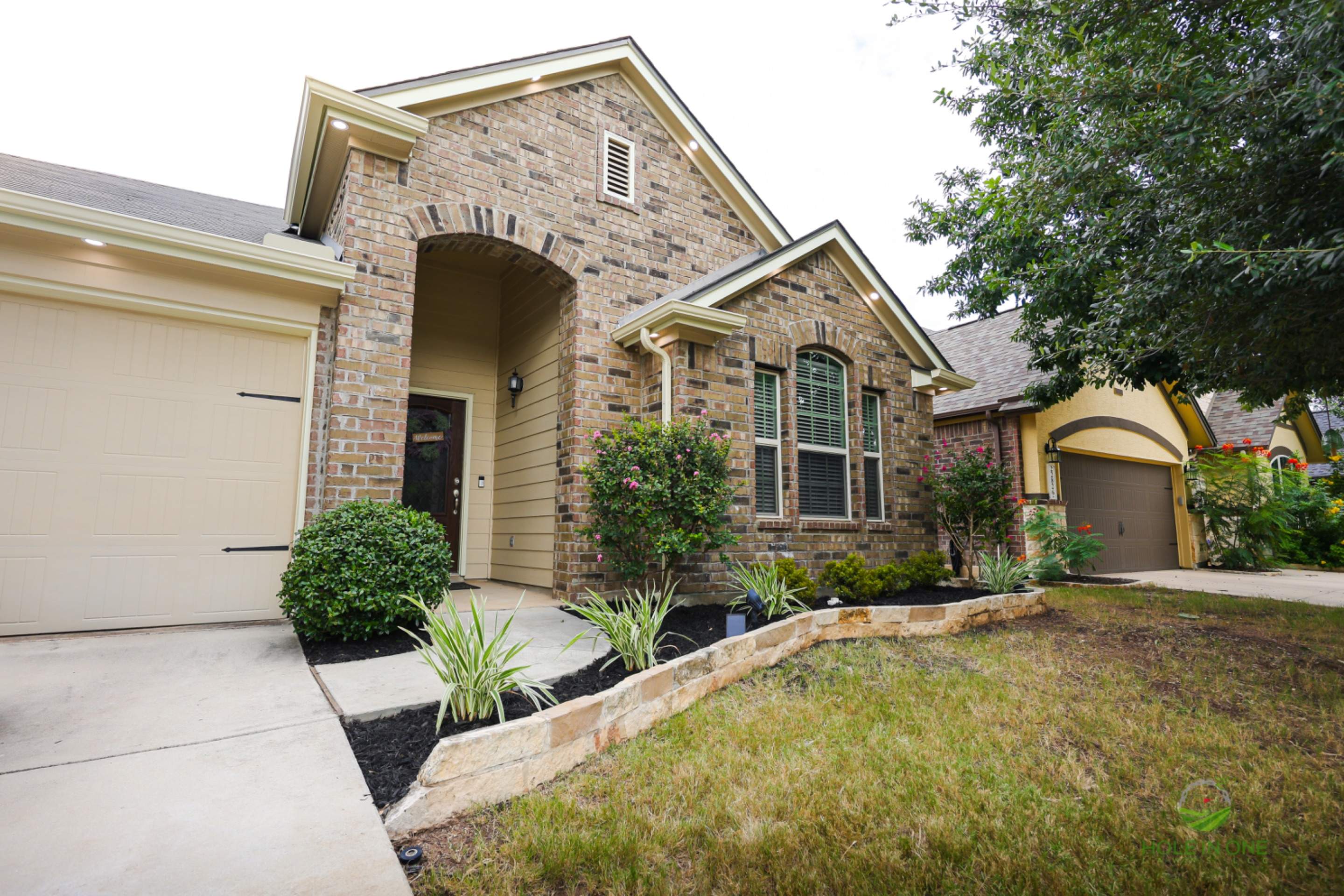 Wortham Oak, San Antonio Tx. by Hole In One Lawns, LLC