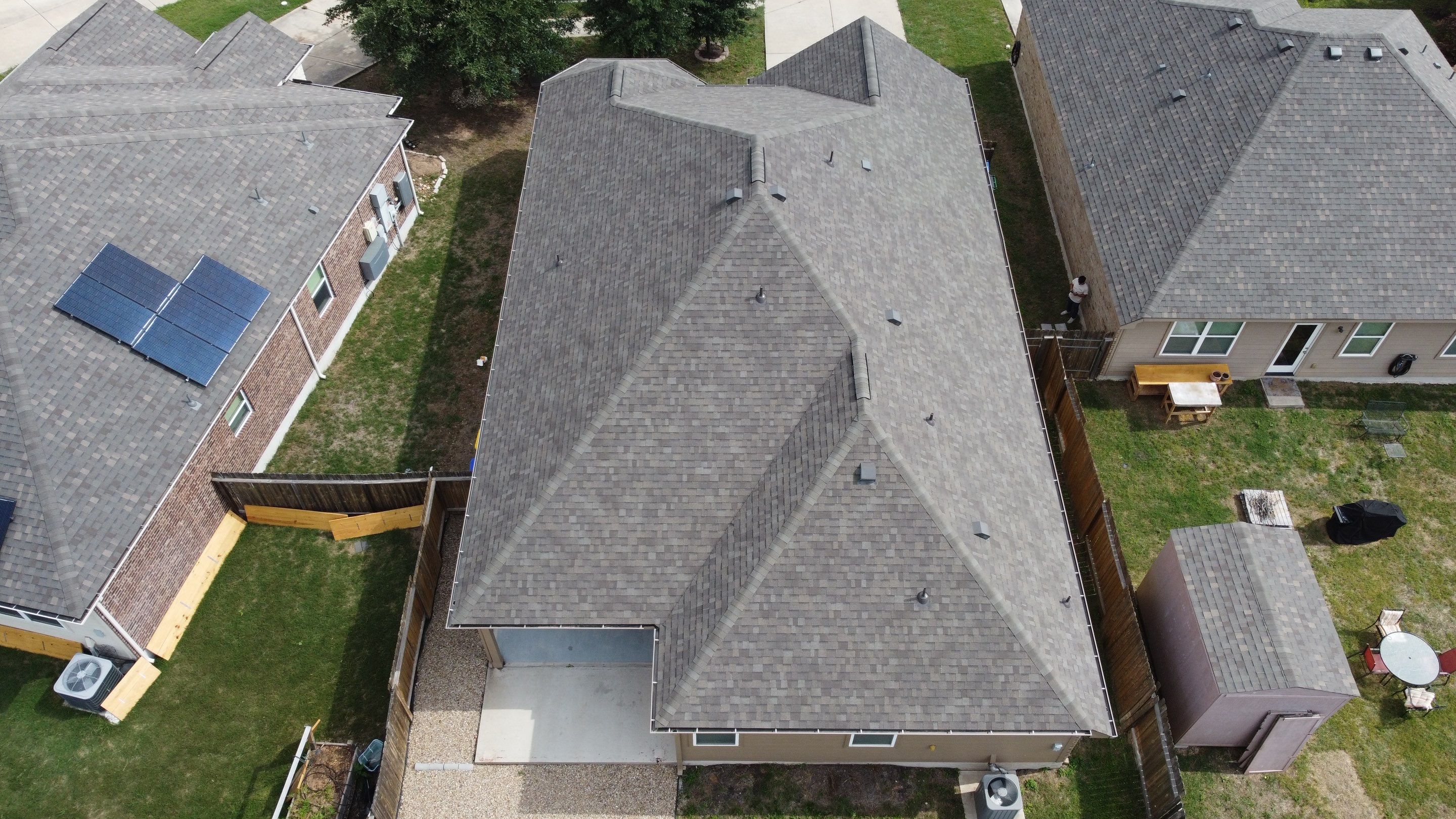 Residential Roofing Installation using Owens Corning Oakridge by Kstylez Roofing & Construction