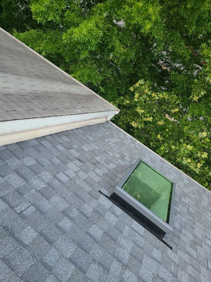 Sterling: CertainTeed Landmark Designer Shingles in Pewter by RM Banning, Inc.