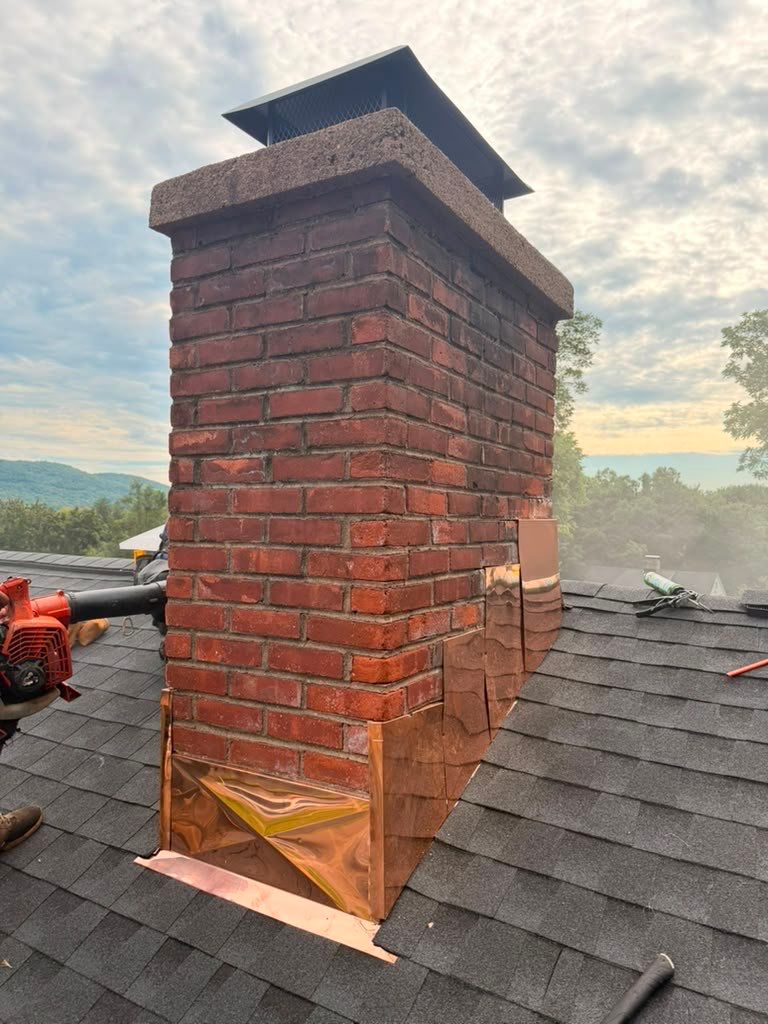 Asphalt shingles in Hamden by DiGiorgi! by DiGiorgi Roofing and Siding Inc
