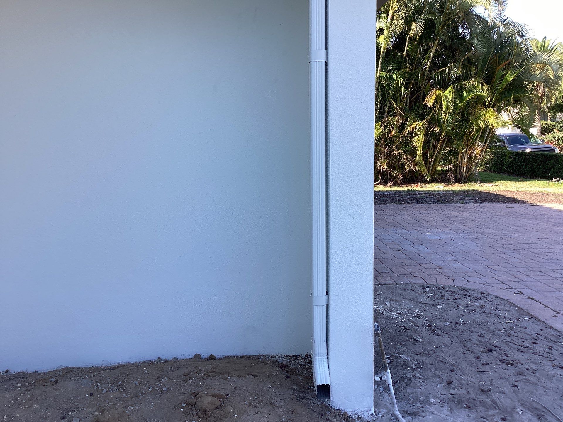 6 Inch Seamless Gutters using bronze gutters in Sarasota FL by Gutter Professors