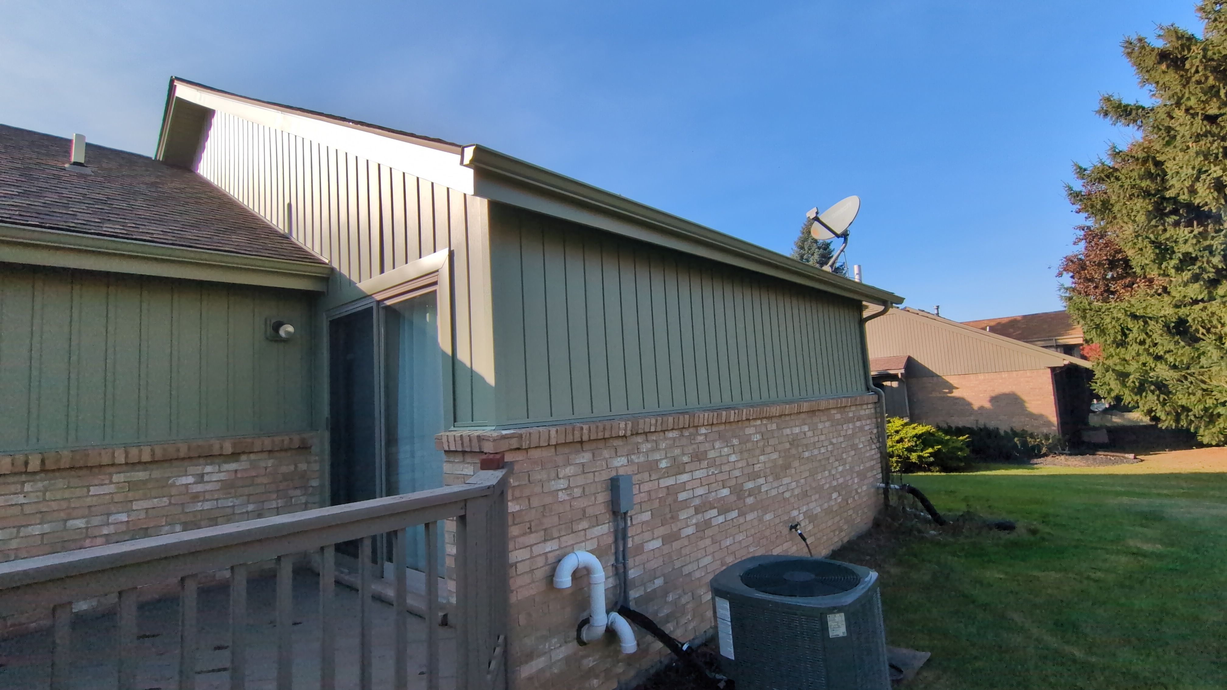 Siding Replacement using Alside 7" B&B by 180 Contractors