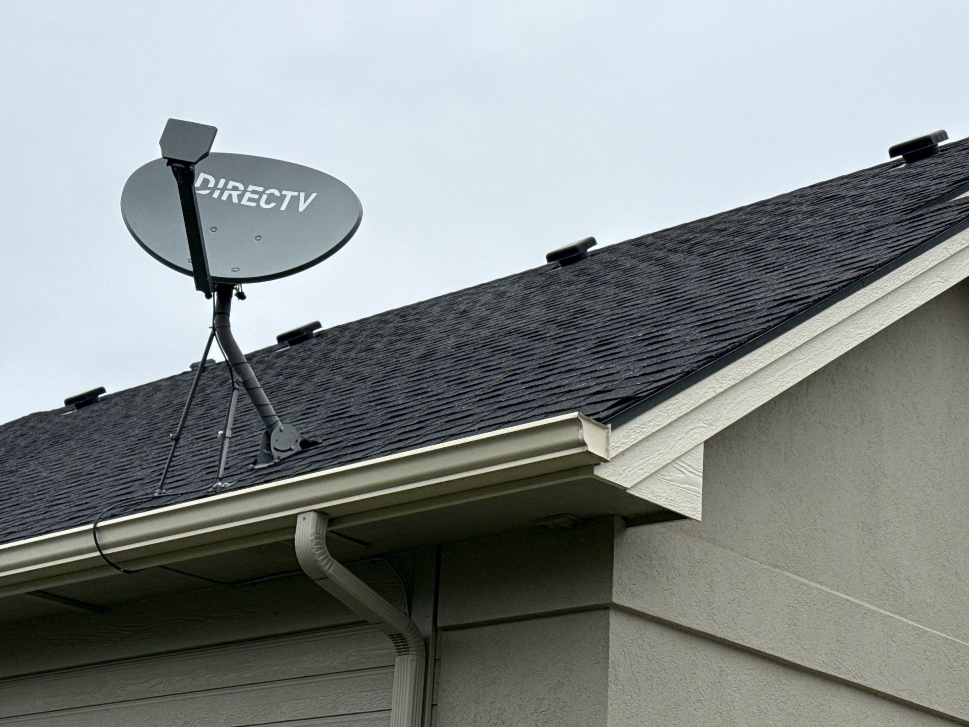 Residential Asphalt Shingle Roof Replacement in Meridian, Idaho by Olive Roofing