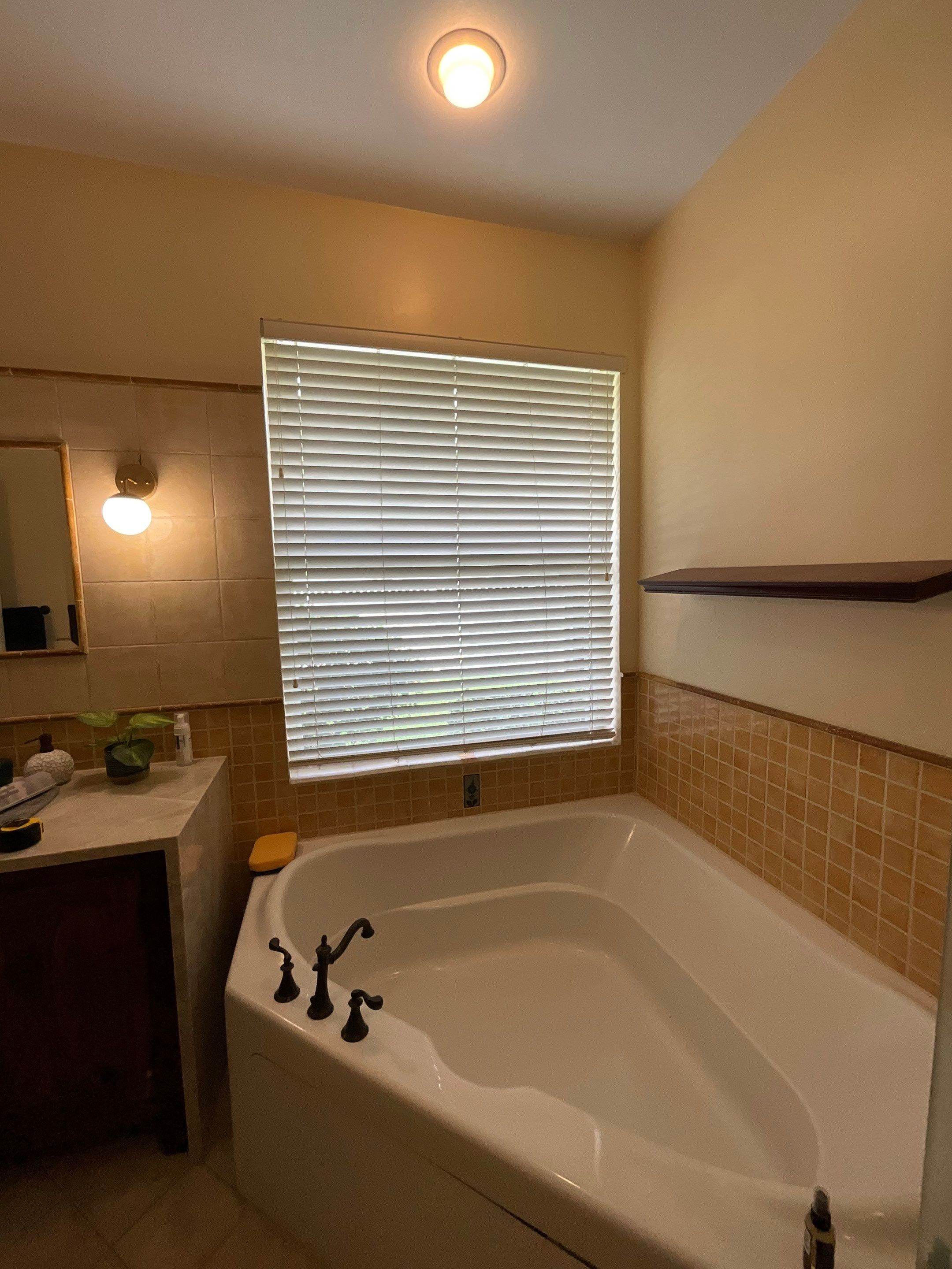 Master Bathroom, Main Floors & Powder Room - Delray Beach by Hevi Tile