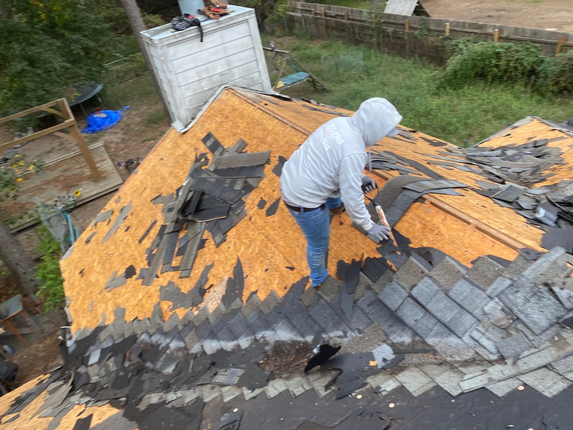 Residential Roofing Installation using Owen's Corning Duration (Lifetime) Shingles by Roof Repair Company