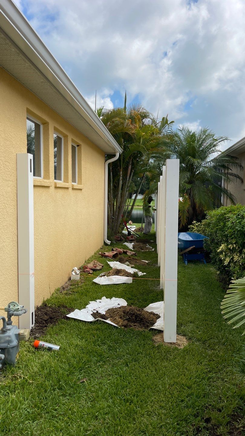 Lakewood Ranch, FL White Vinyl Privacy & Picket Fence by Asap fence and gates, LLC