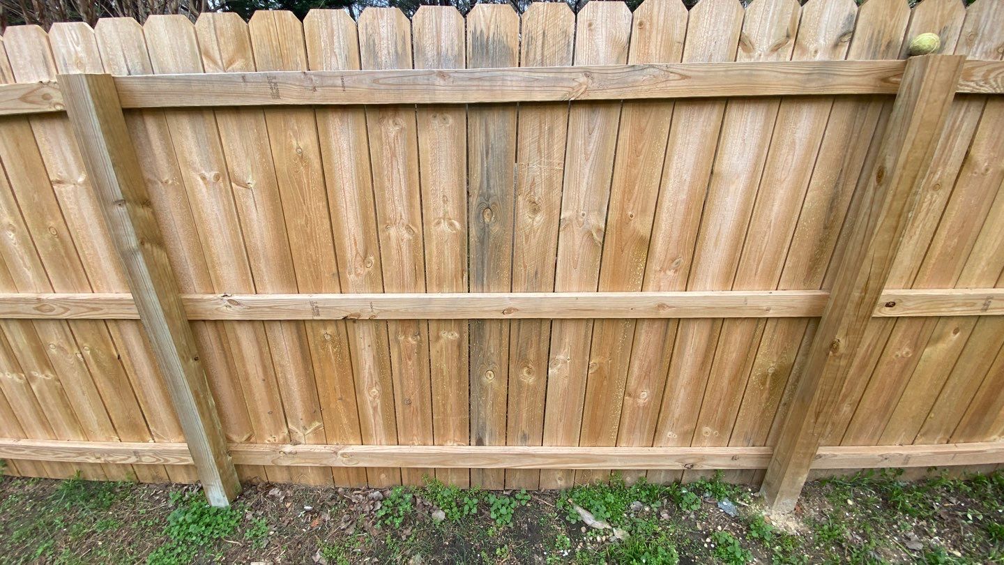 Fence using Wood Sealant by DuraSeal