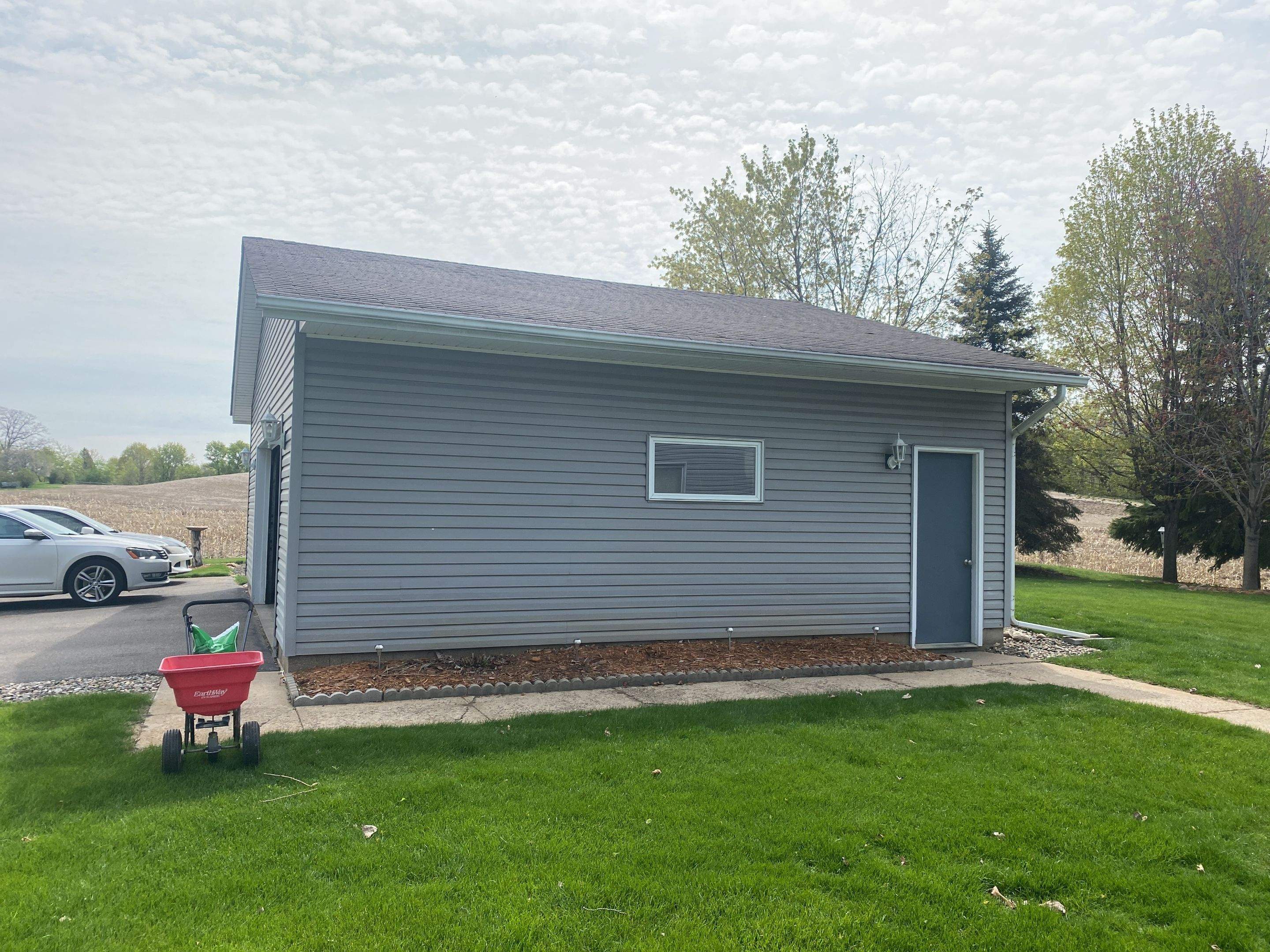 Residential Roofing Installation using Certainteed Landmark Moire Black by MODERN EXTERIOR SYSTEMS