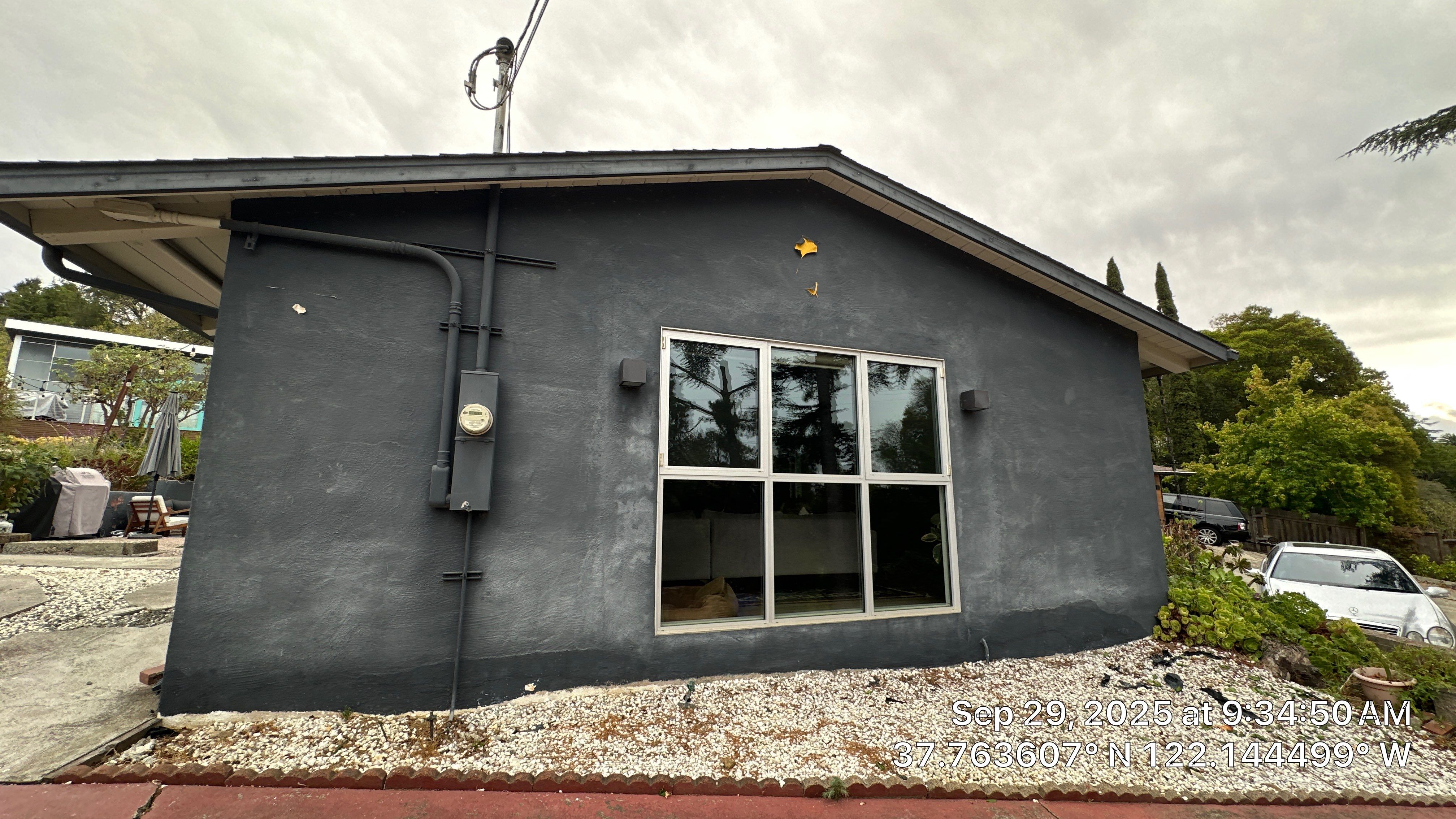 modern painting Exterior modern painting by Herrera’s Bay Area Painting inc.