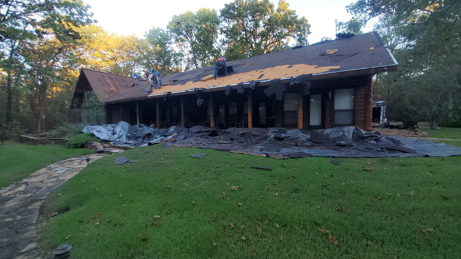 Multi-Building Log Cabin Roof Replacement with Architectural Shingles in Quitman by Armor Roofing | Exteriors