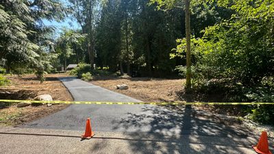 John | Asphalt Driveway