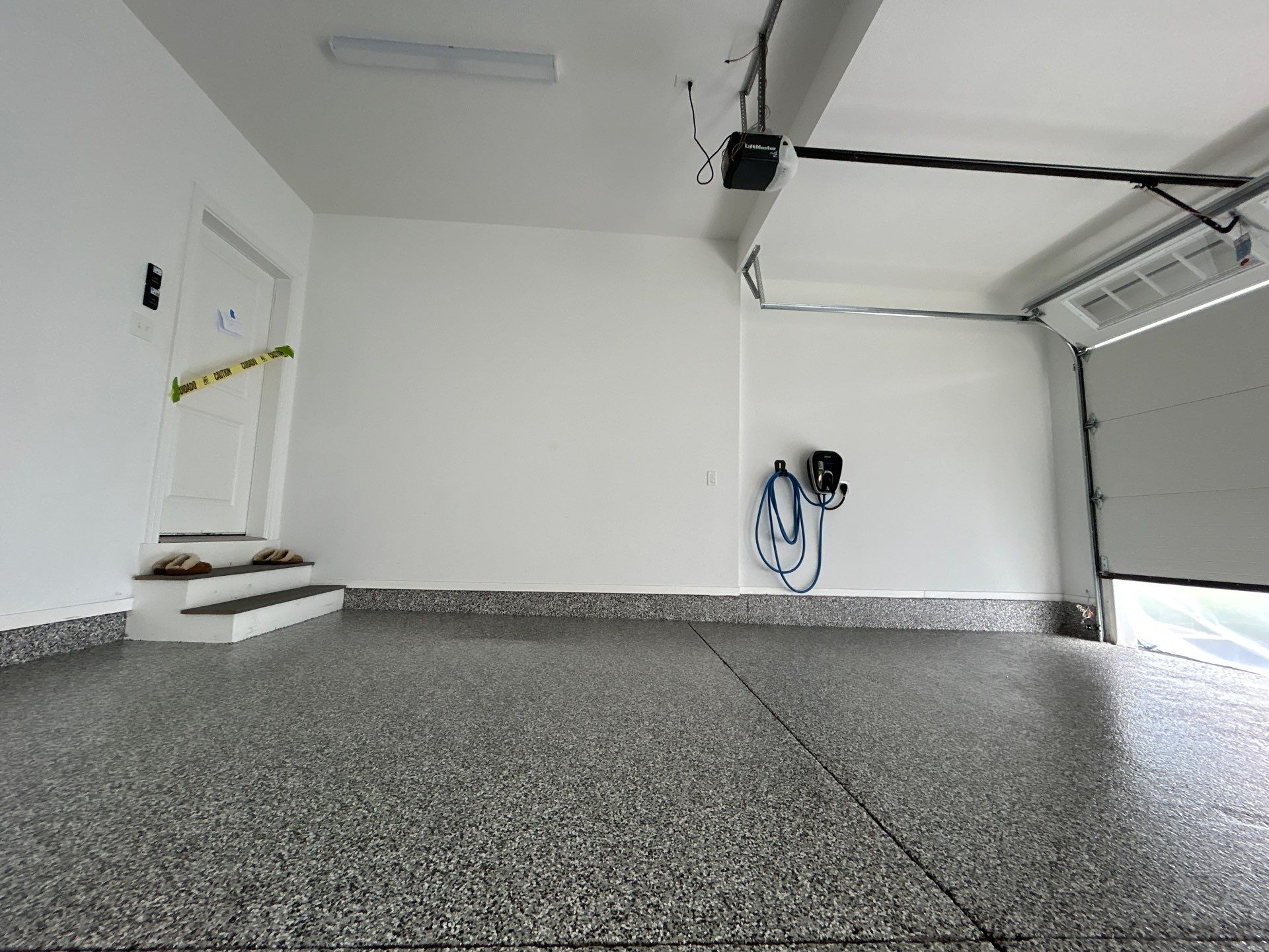 Garage in Nashua, NH 03062 by Symphony Concrete Coatings