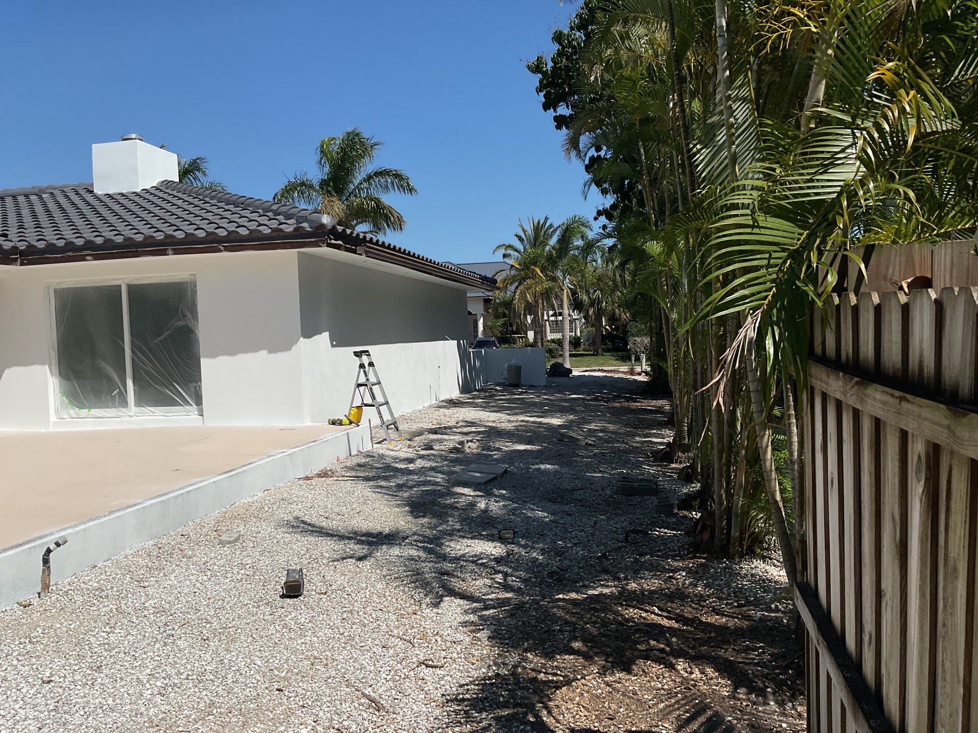 6 Inch Seamless Gutters using bronze gutters in Sarasota FL by Gutter Professors