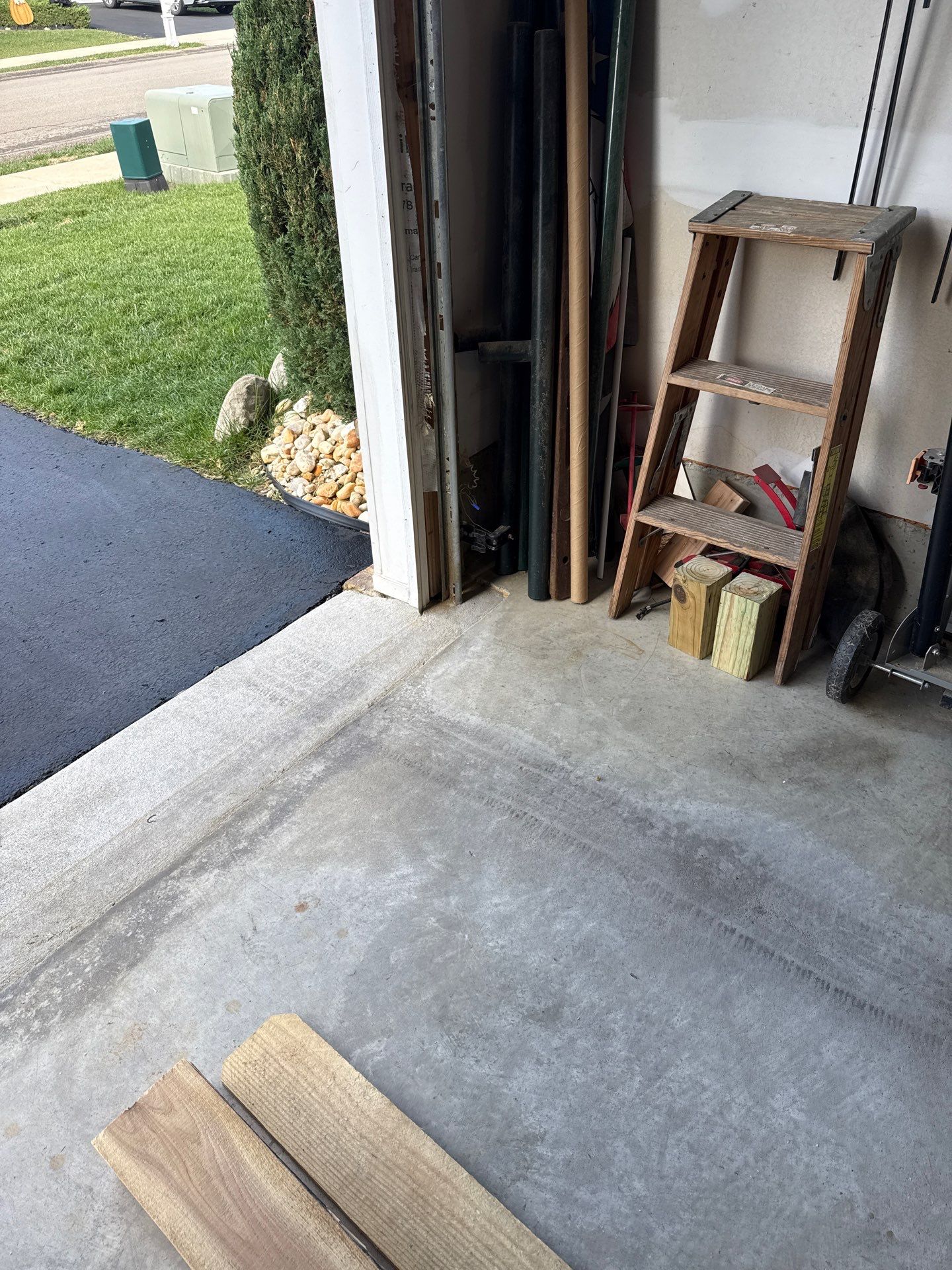 Porch + Garage Project in Oakdale by Floors in a Day, Inc