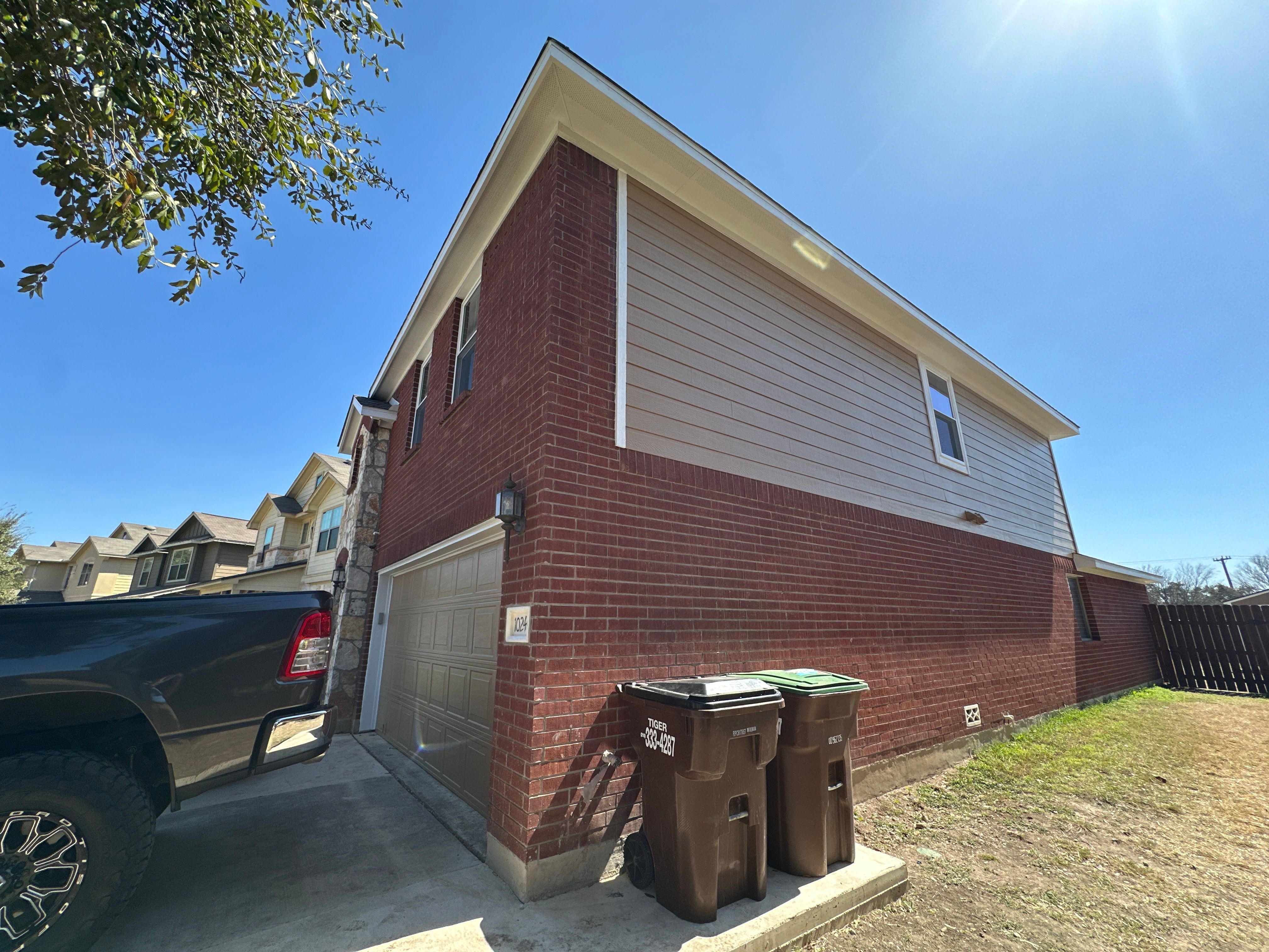 Exterior Painting using Sherwin Williams - Super Paint by Art Vandelay Painting